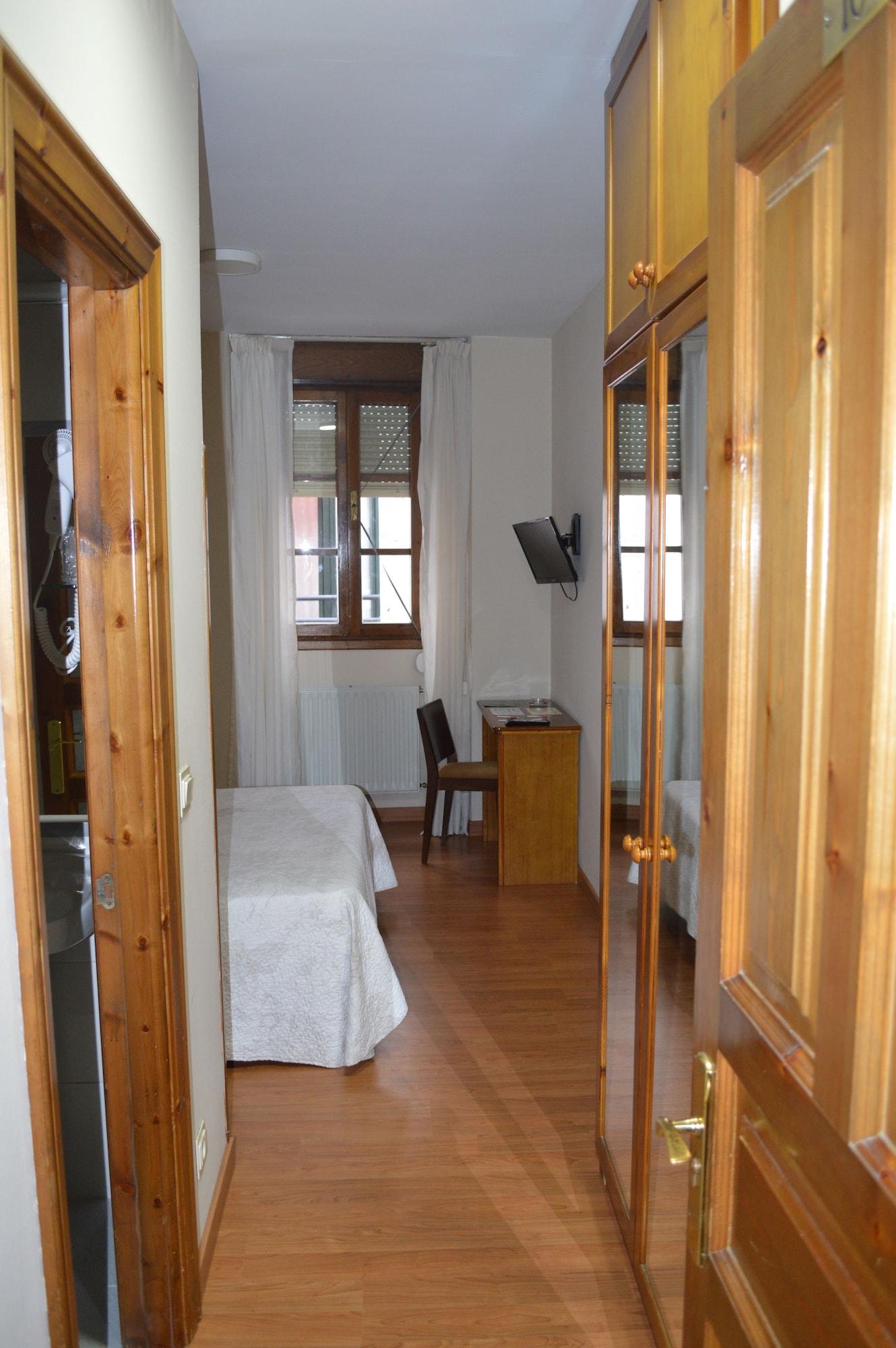 Set de Habitación Hotel Los Robles