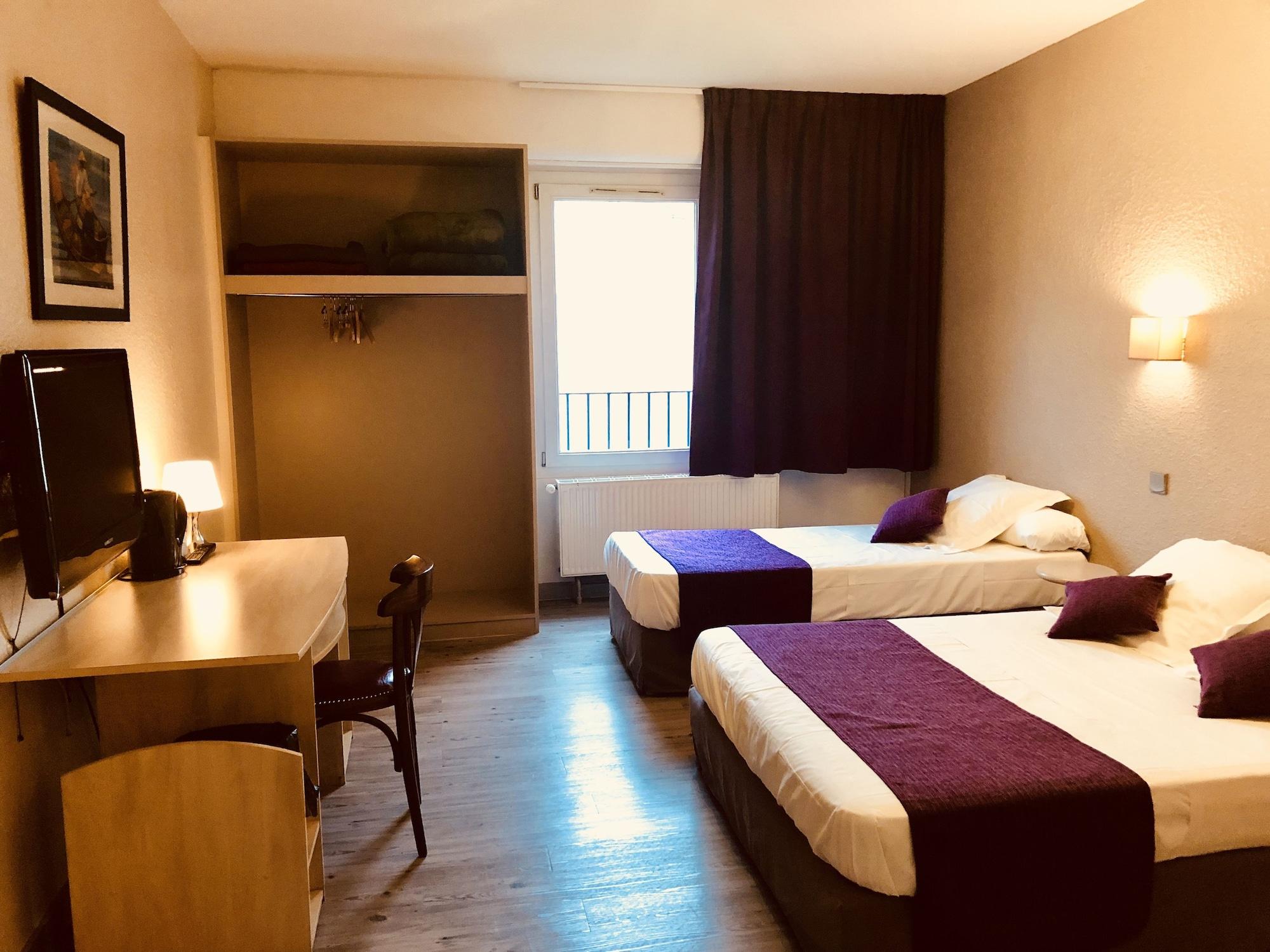 Habitación FIRMHOTEL
