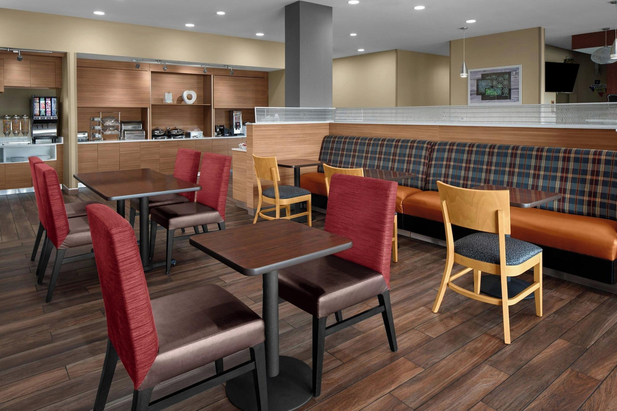 Restaurant TownePlace Suites by Marriott Kingsville