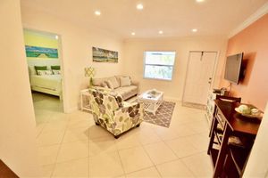 Alquiler Vacacional - Cozy Apt in the Heart of Deerfield Beach – Less Than 5-Min Walk to the Ocean