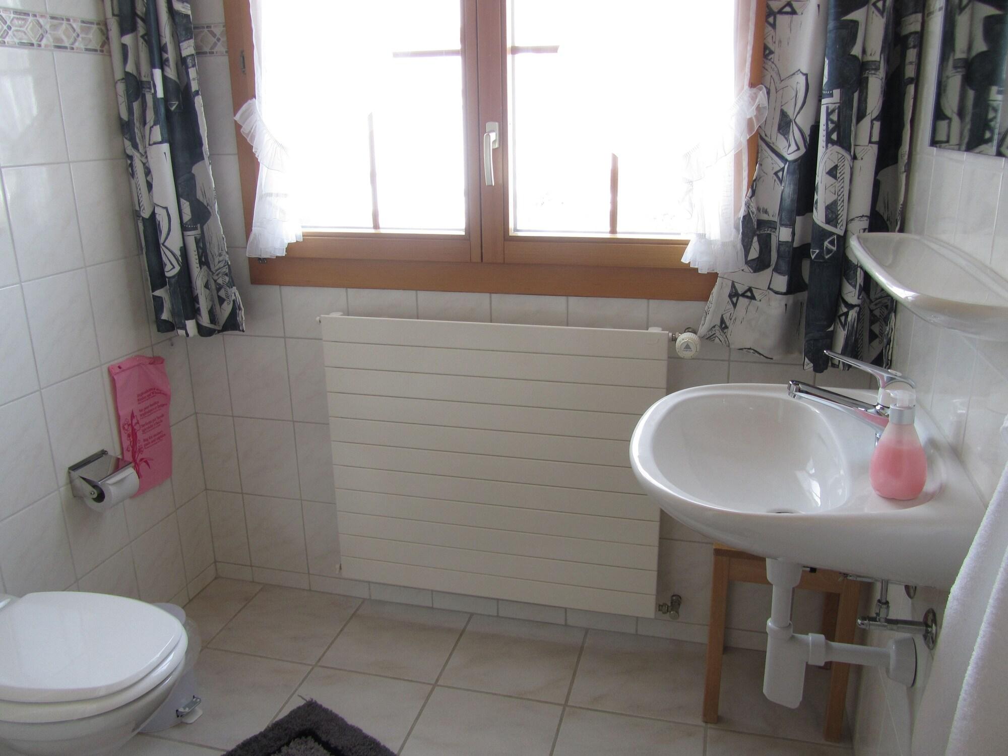 Equipamiento de Habitación Pension Egg