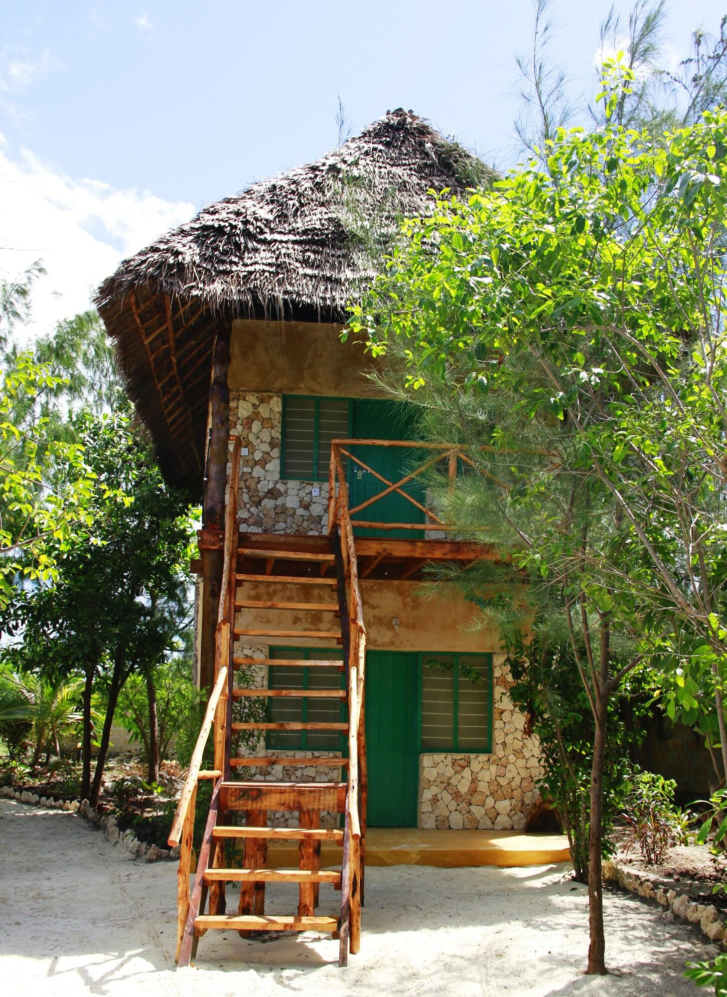 Vista Exterior Demani Lodge
