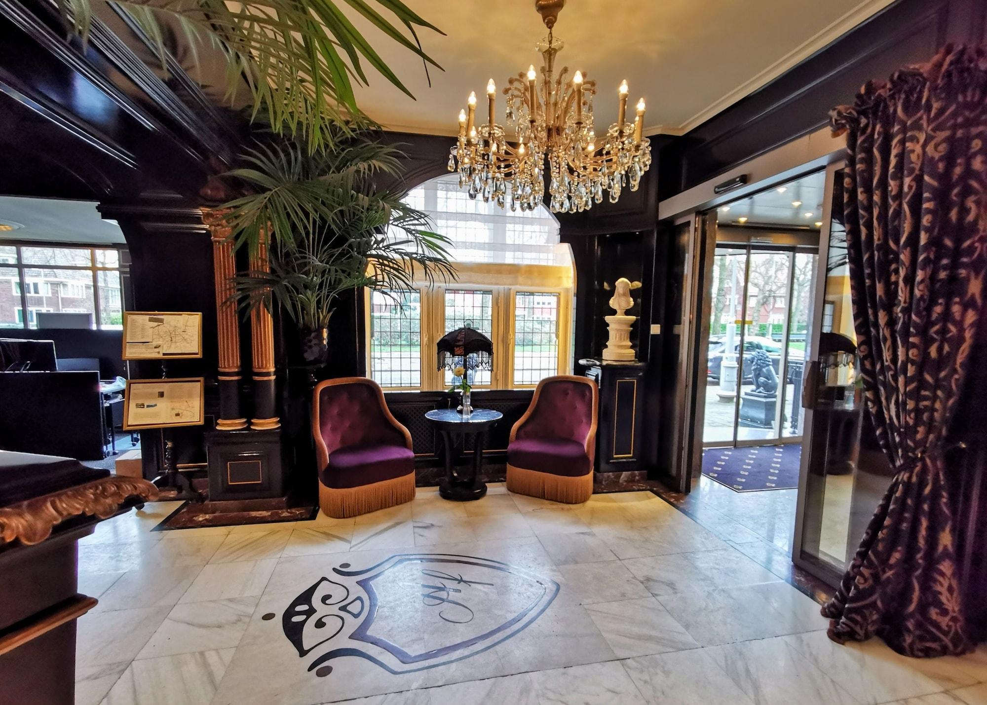 Vista Lobby Apollofirst Boutique Hotel