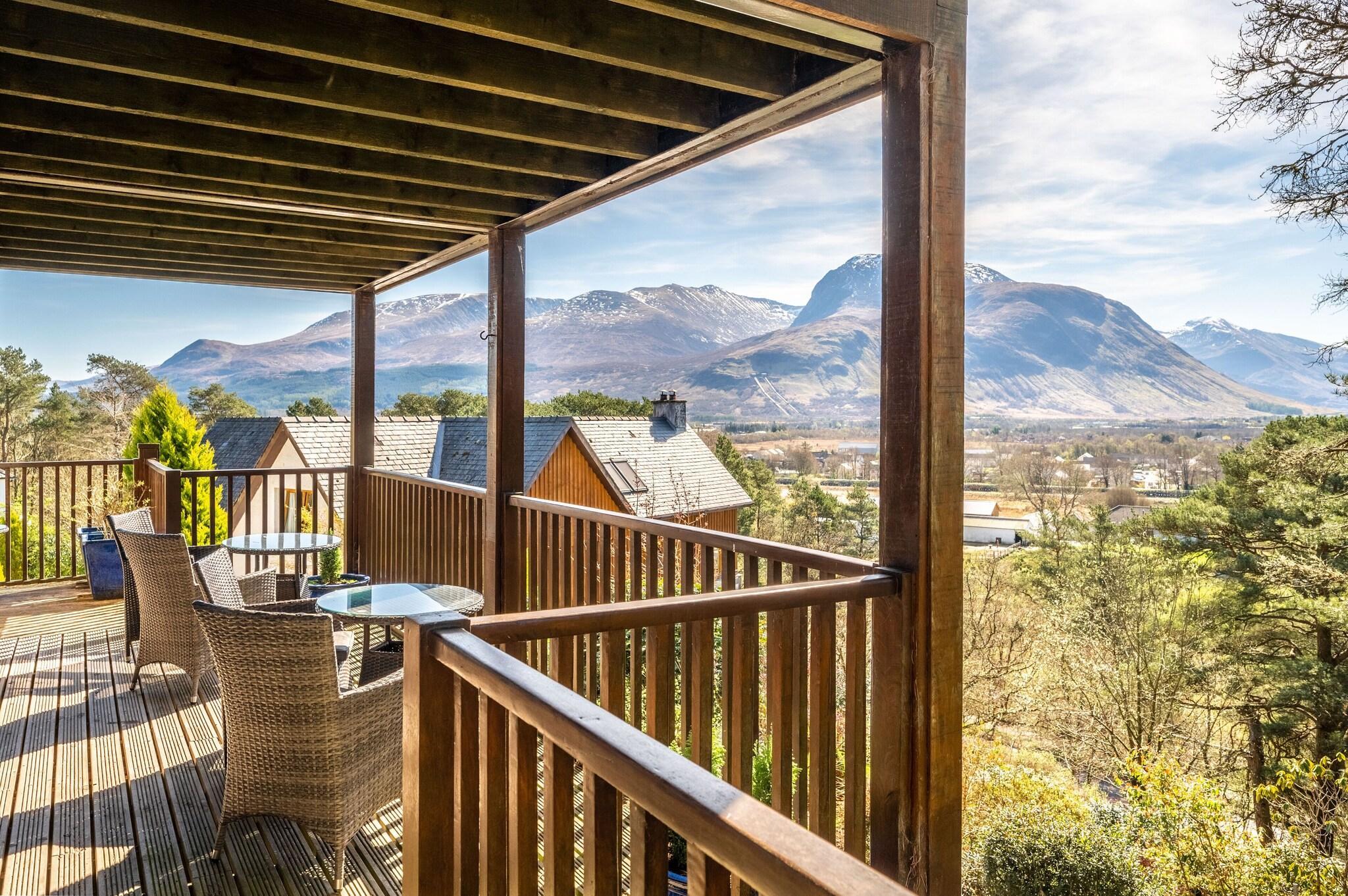Varios Treetops B&B