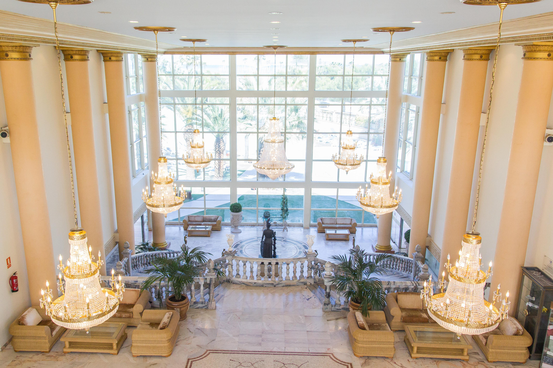 Vista Lobby Hotel Palas Pineda