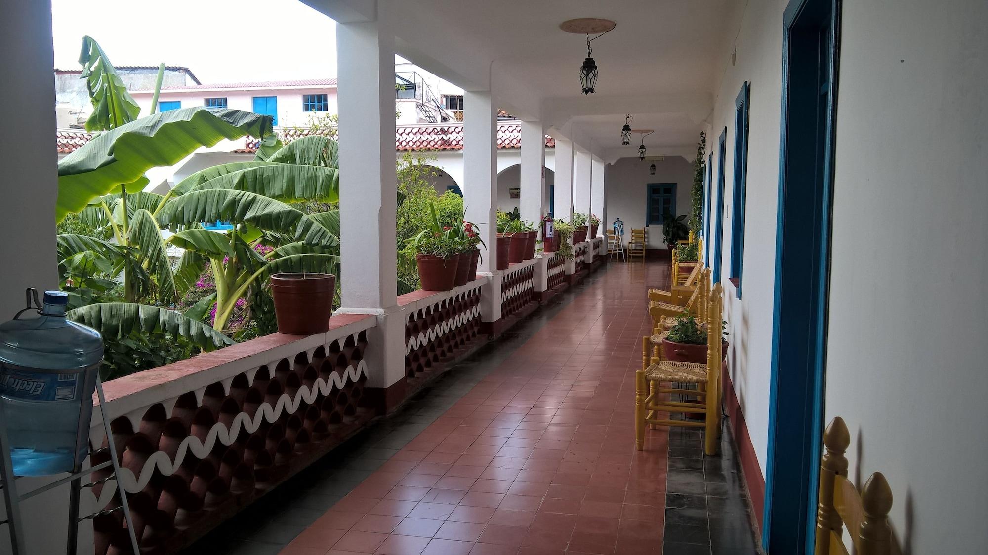 Varios Hotel Santa Prisca