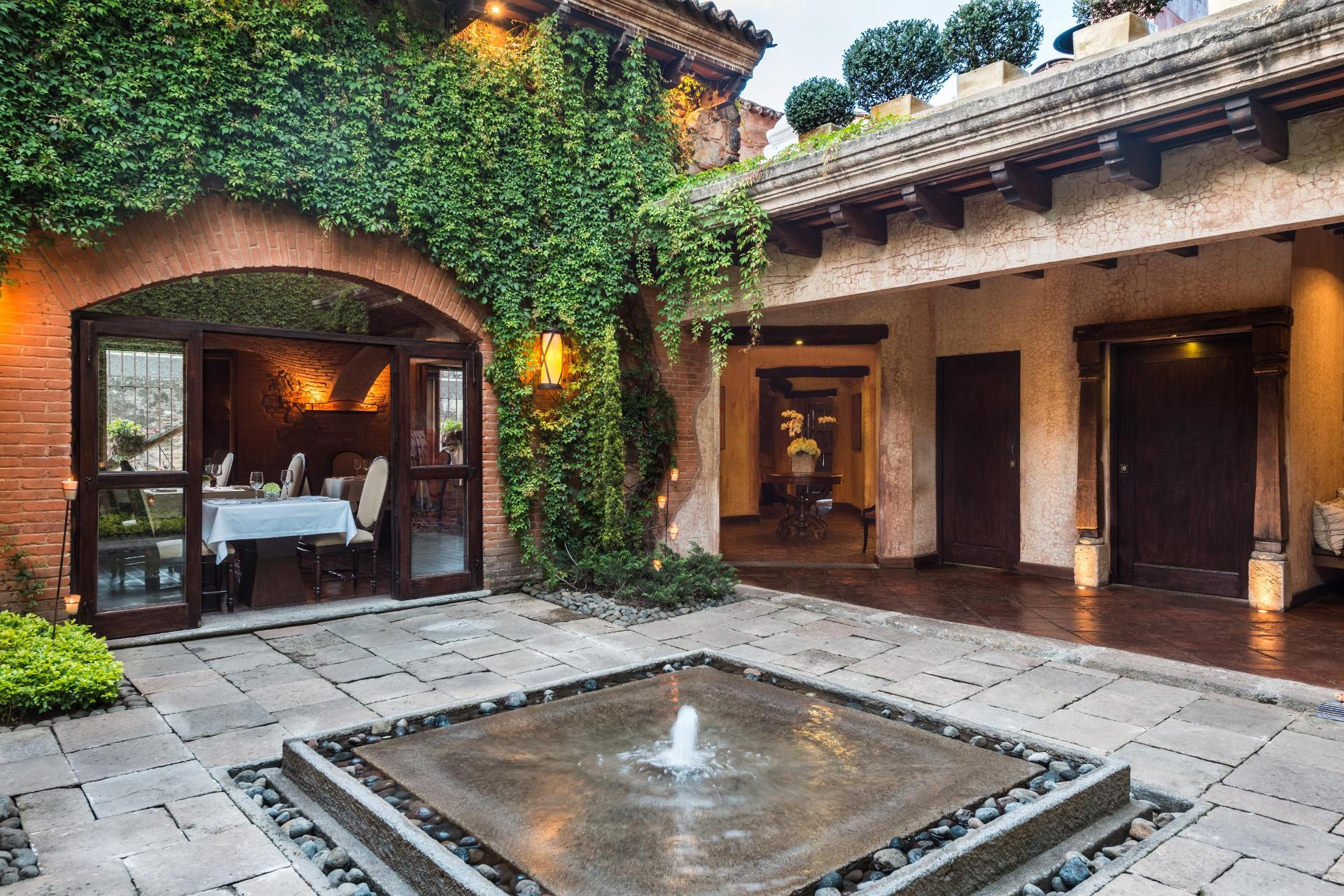 Vista Lobby El Convento Boutique Hotel