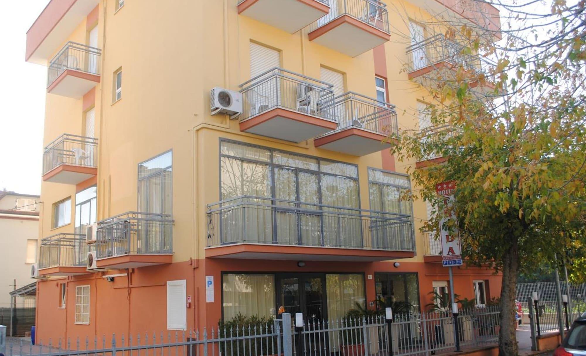 Vista Exterior Hotel Frida