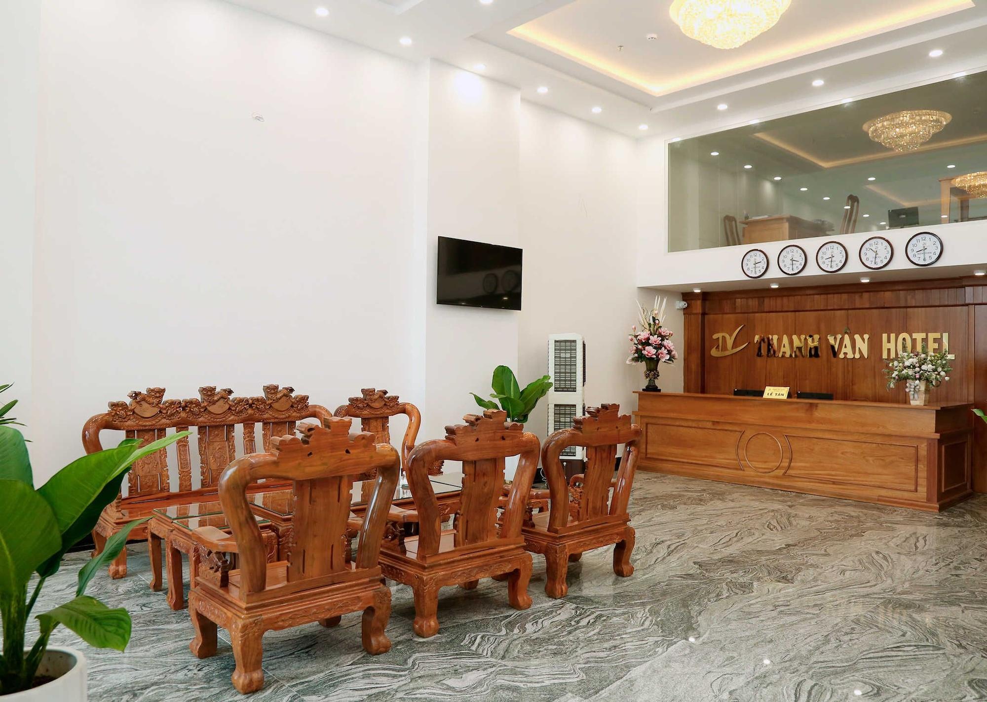 Vista Lobby Thanh Van Hotel