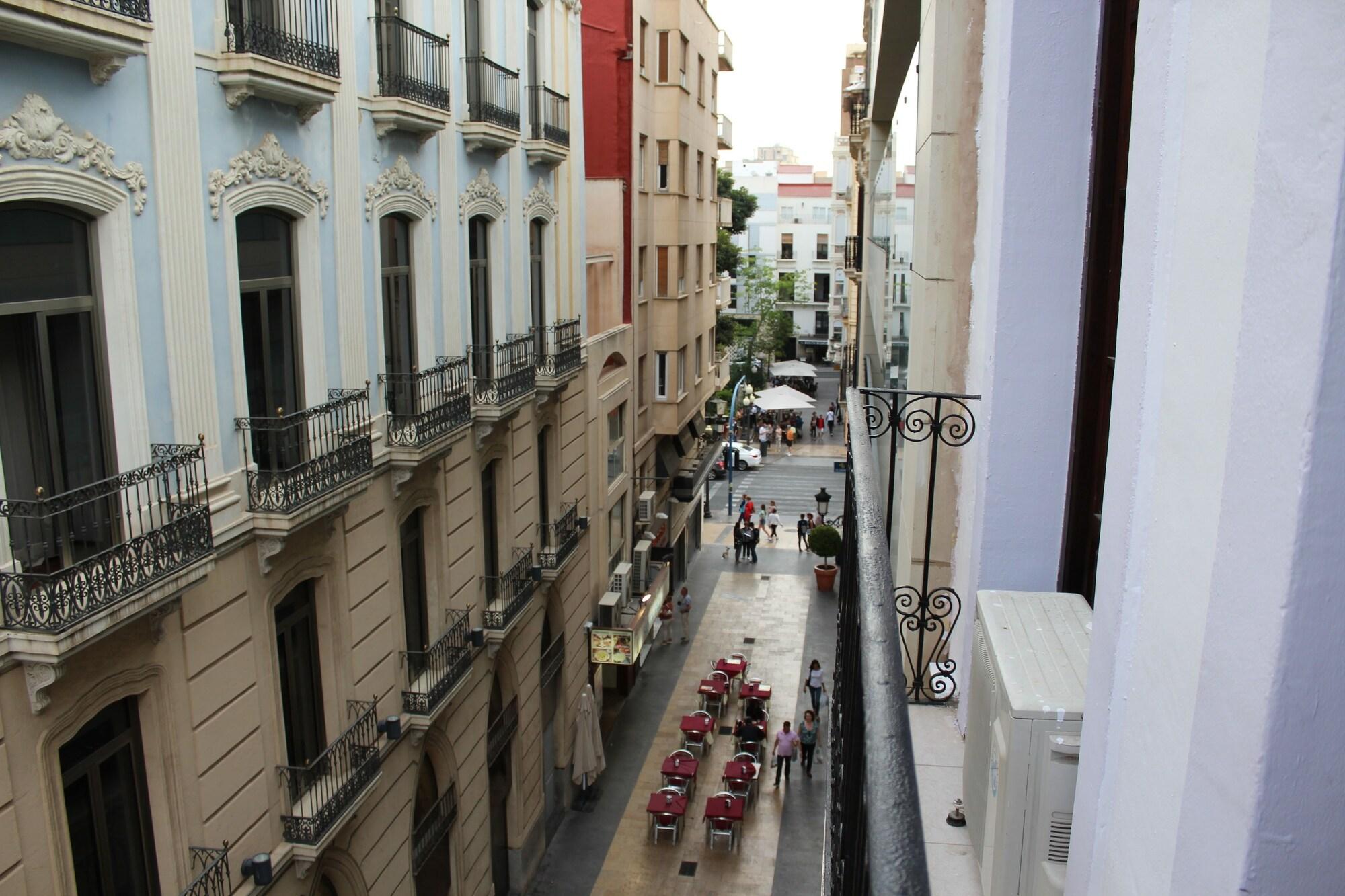 Vista Exterior Hostal Mayor