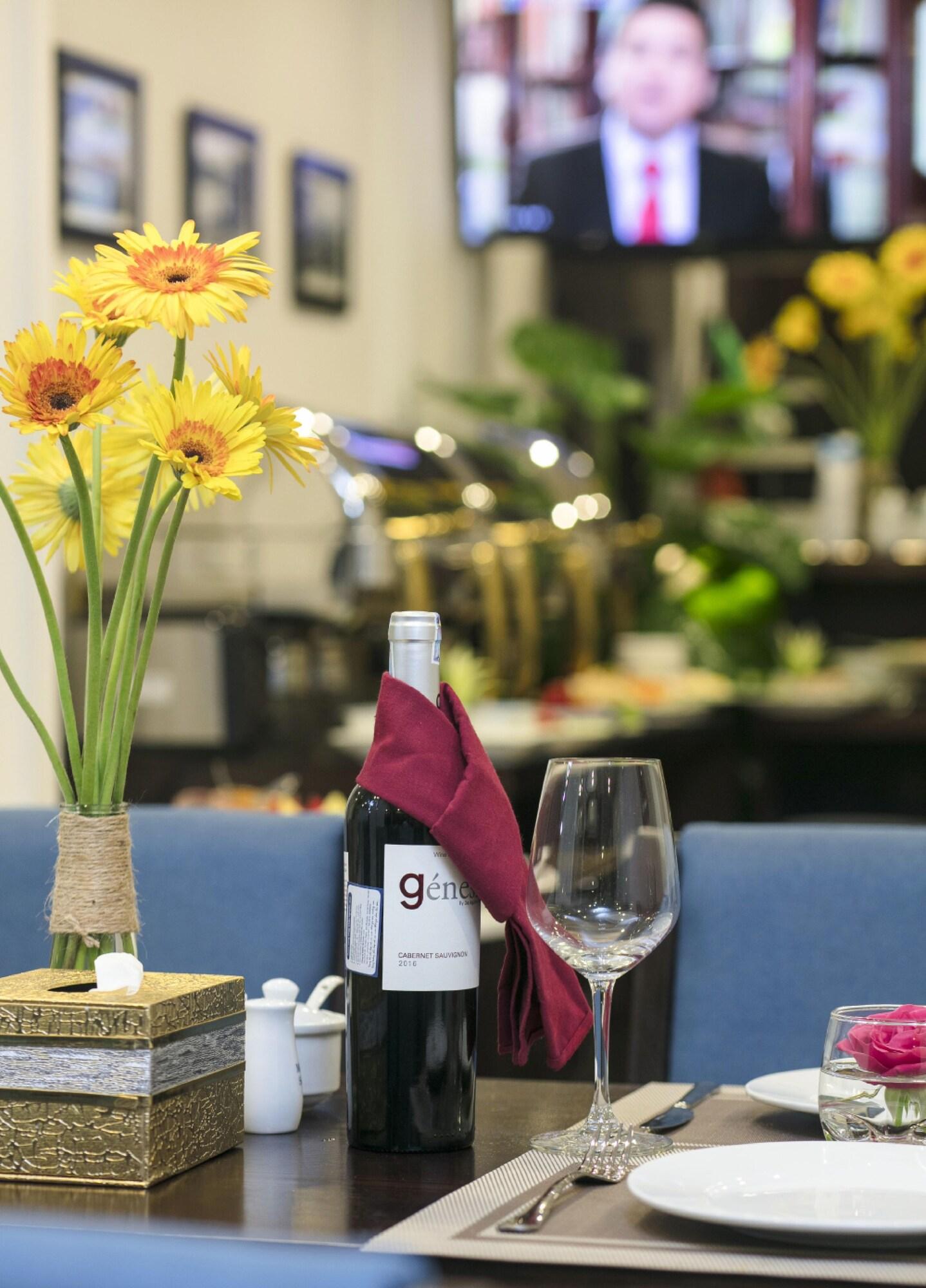 Bar/Salón Mayflower Hotel Hanoi