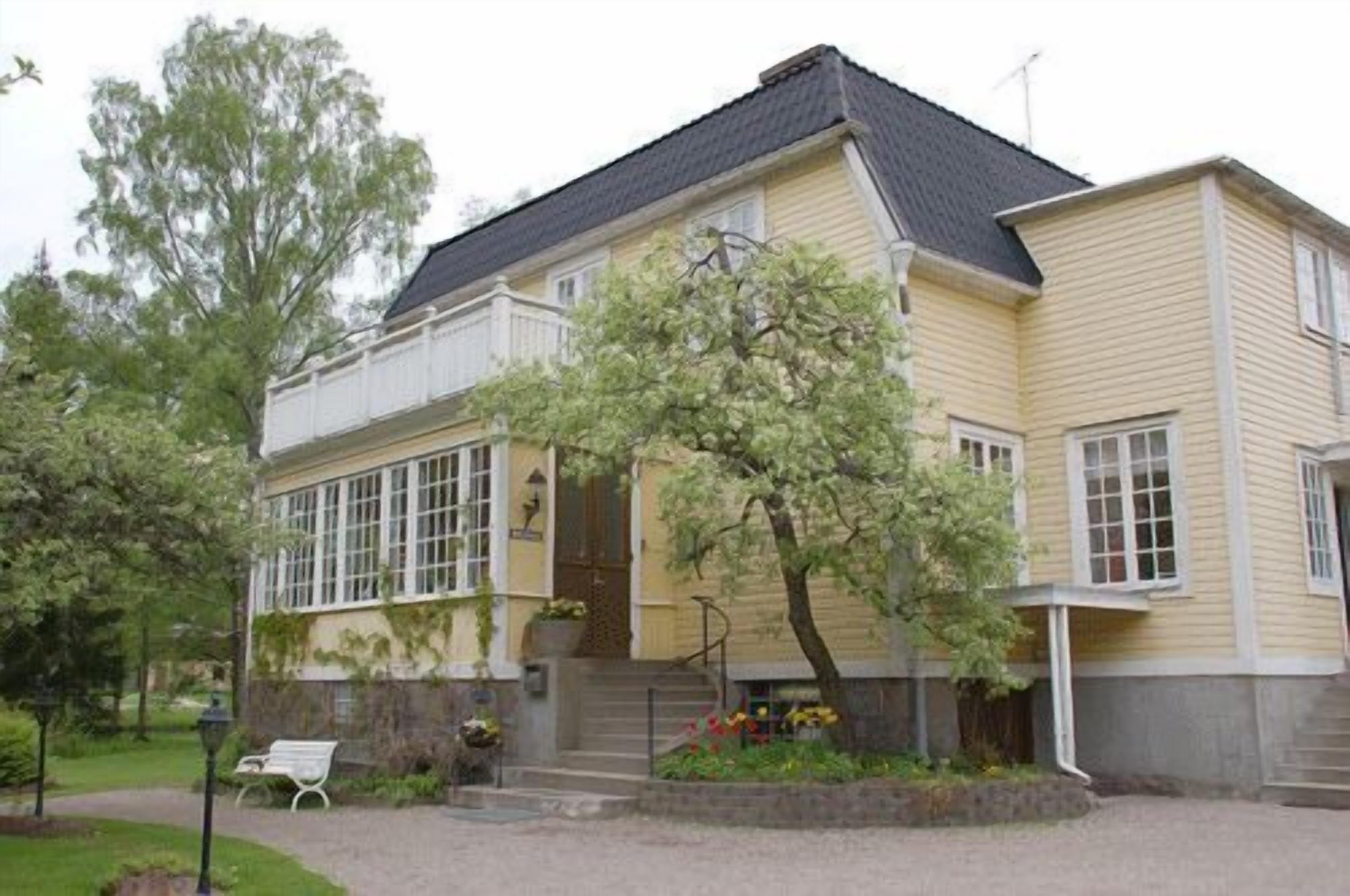 Varios Solvikens Pensionat
