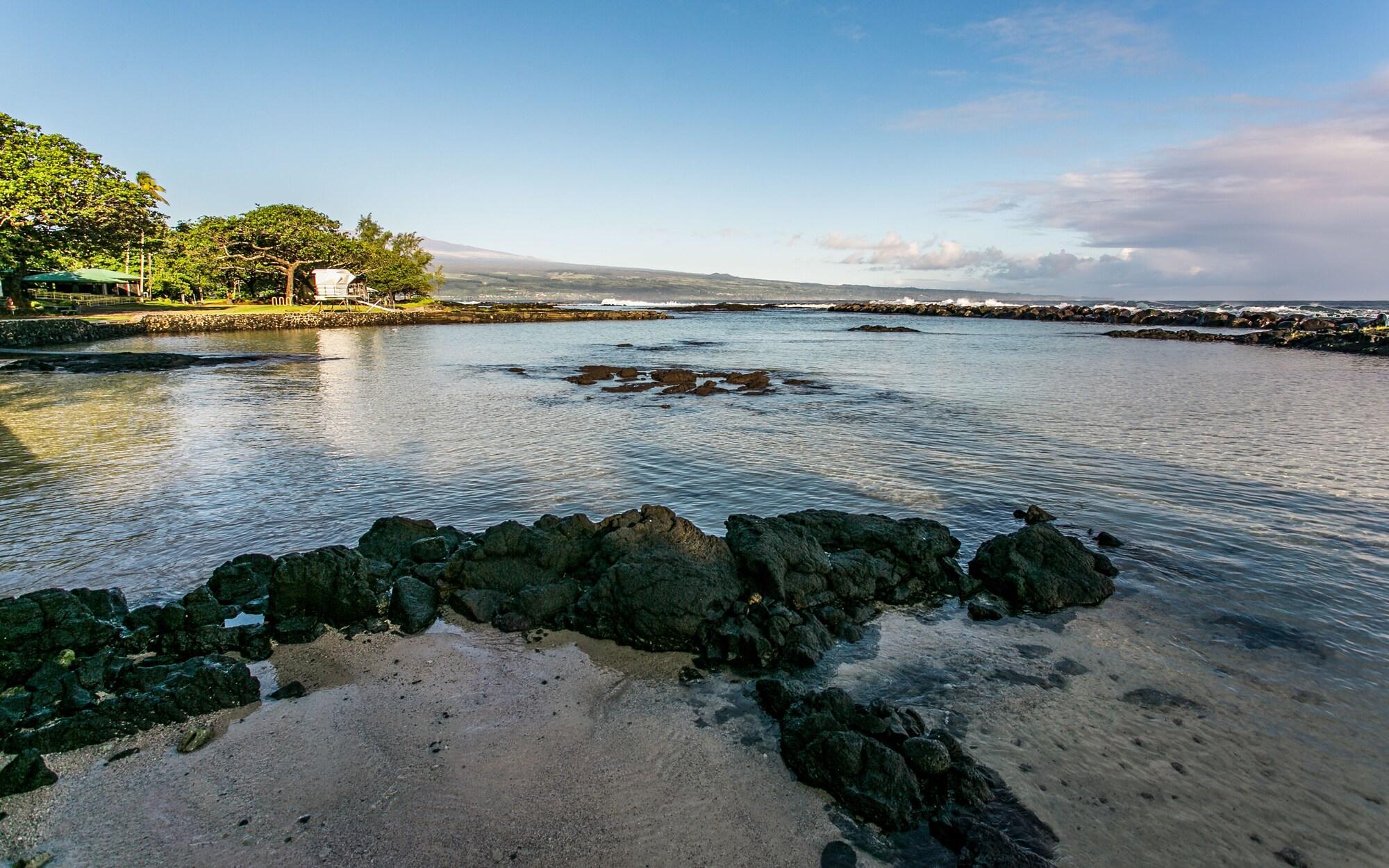 Playa Hilo Beach House Inn