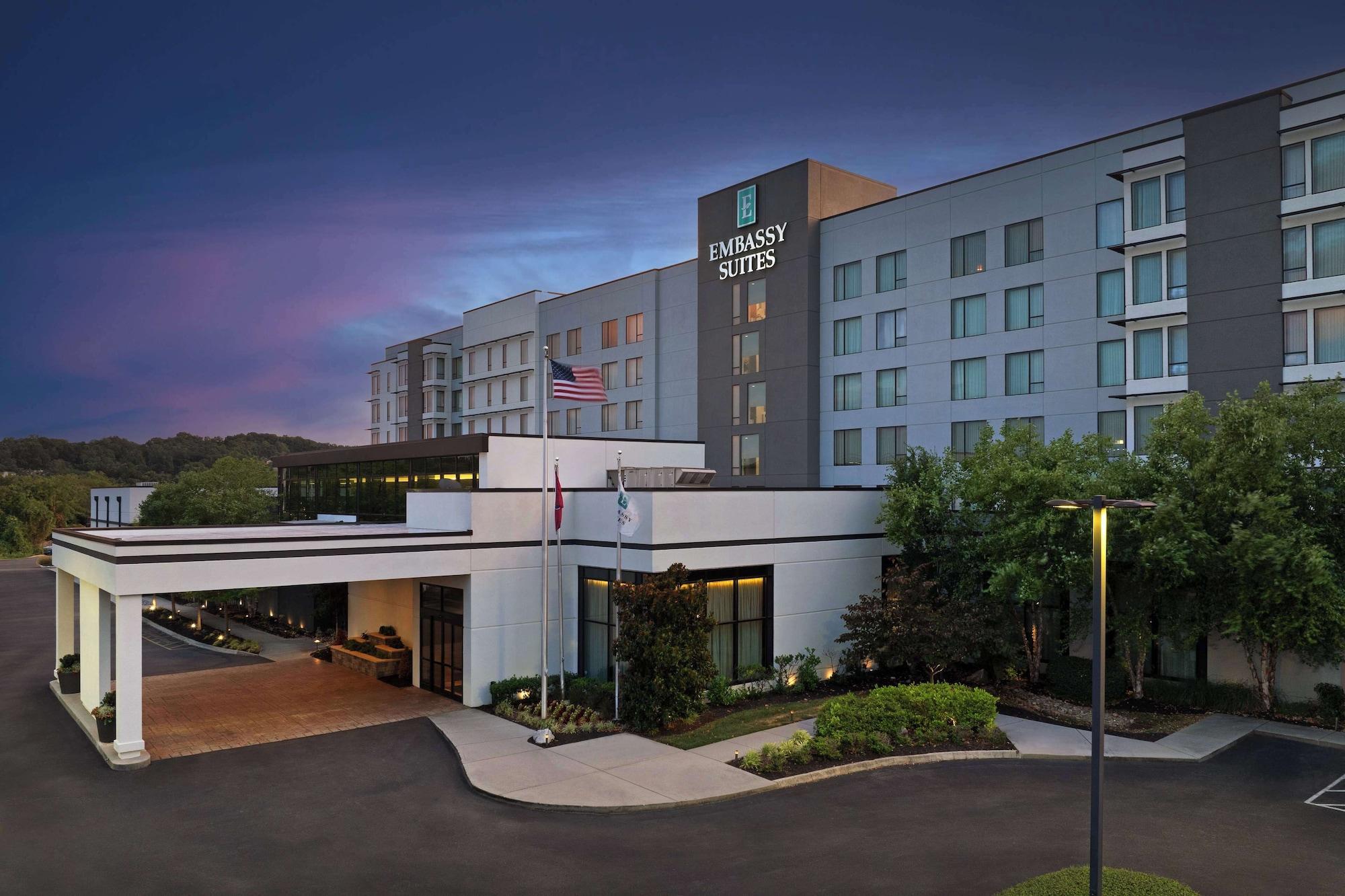 Vista Exterior Embassy Suites by Hilton Knoxville West