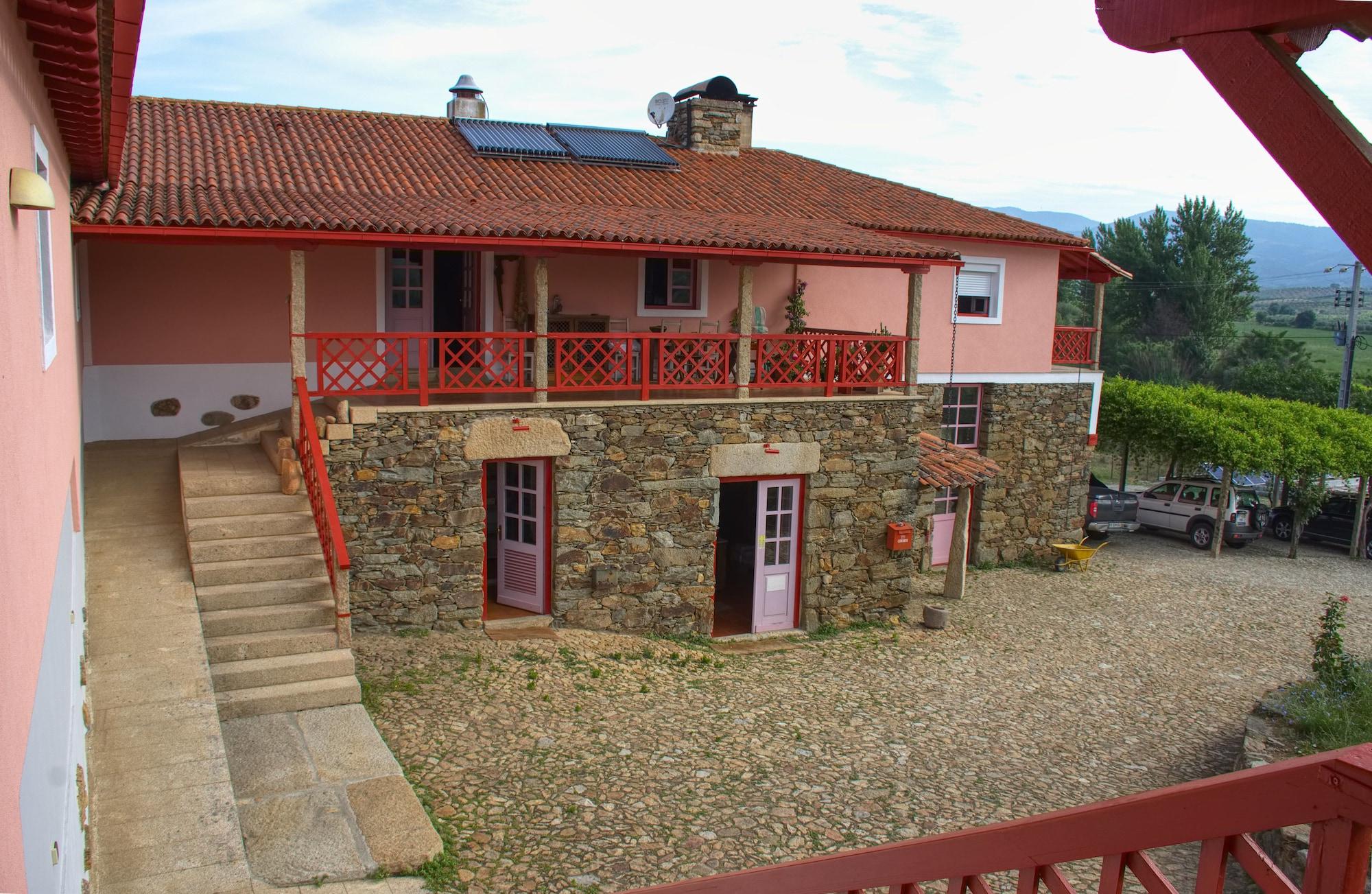 Vista Exterior Quinta Do Barracao Da Vilarica
