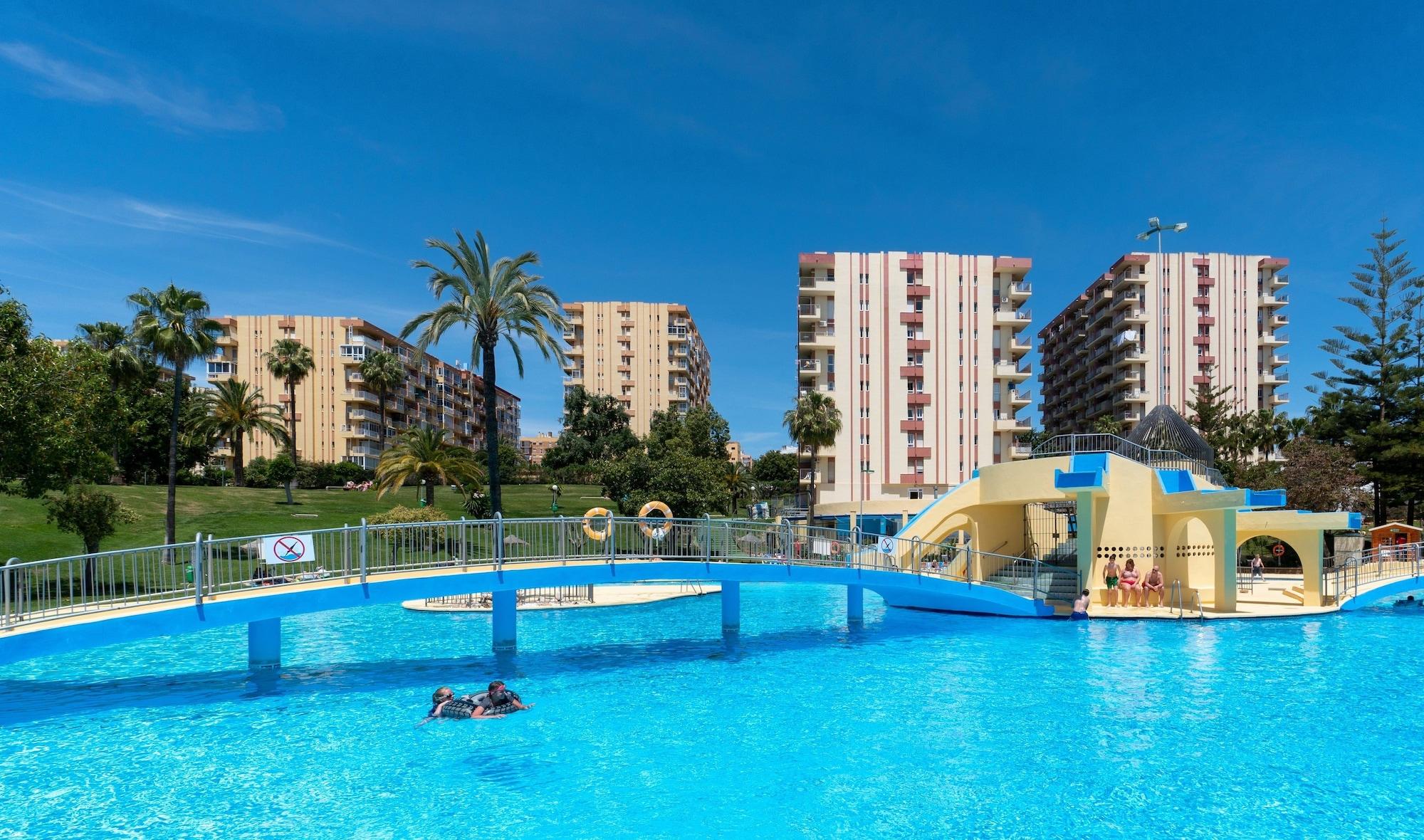 Vista Piscina Minerva Suites by Kaarina