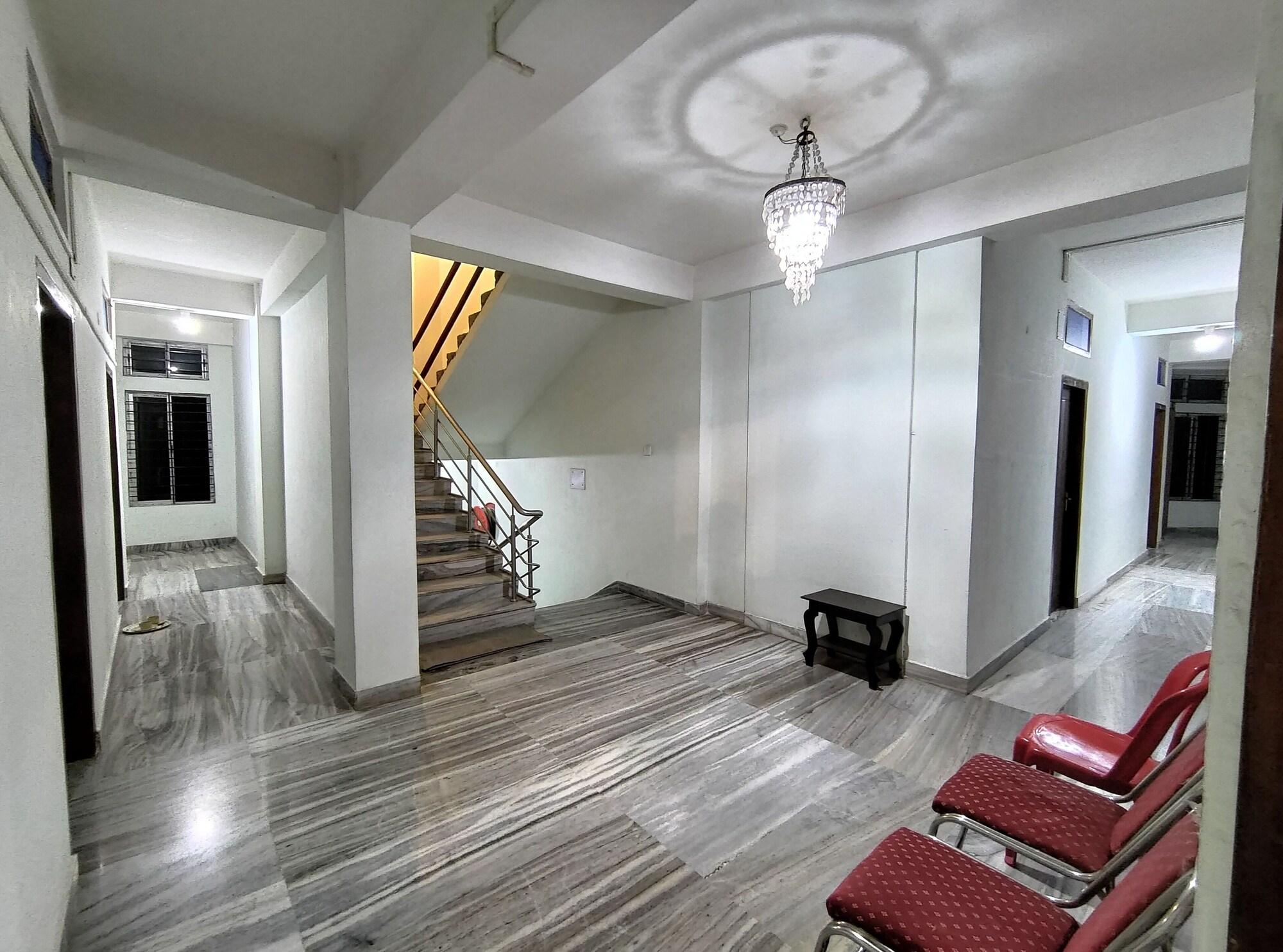 Vista Lobby Kalpataru Guest House