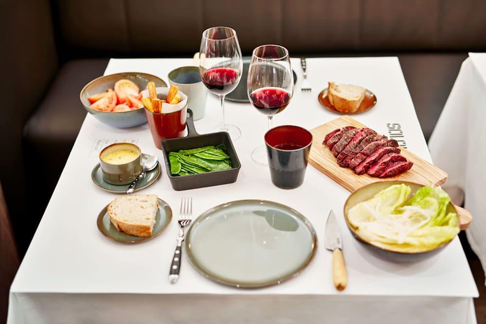 Hotel Alexandra Barcelona Hotel, Curio Collection by Hil