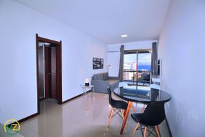 Alquiler Vacacional - Increíble salón y dormitorio con balcón en Ipanema