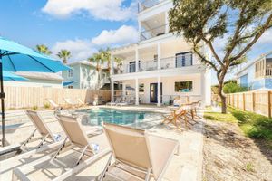 Alquiler Vacacional - Sunfish Elegance by Avantstay Beach Access at an Indoor/outdoor Paradise