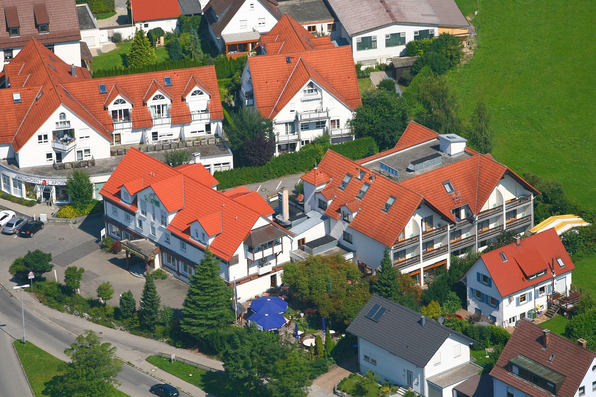 Vista Exterior Hotel Restaurant Waldhorn