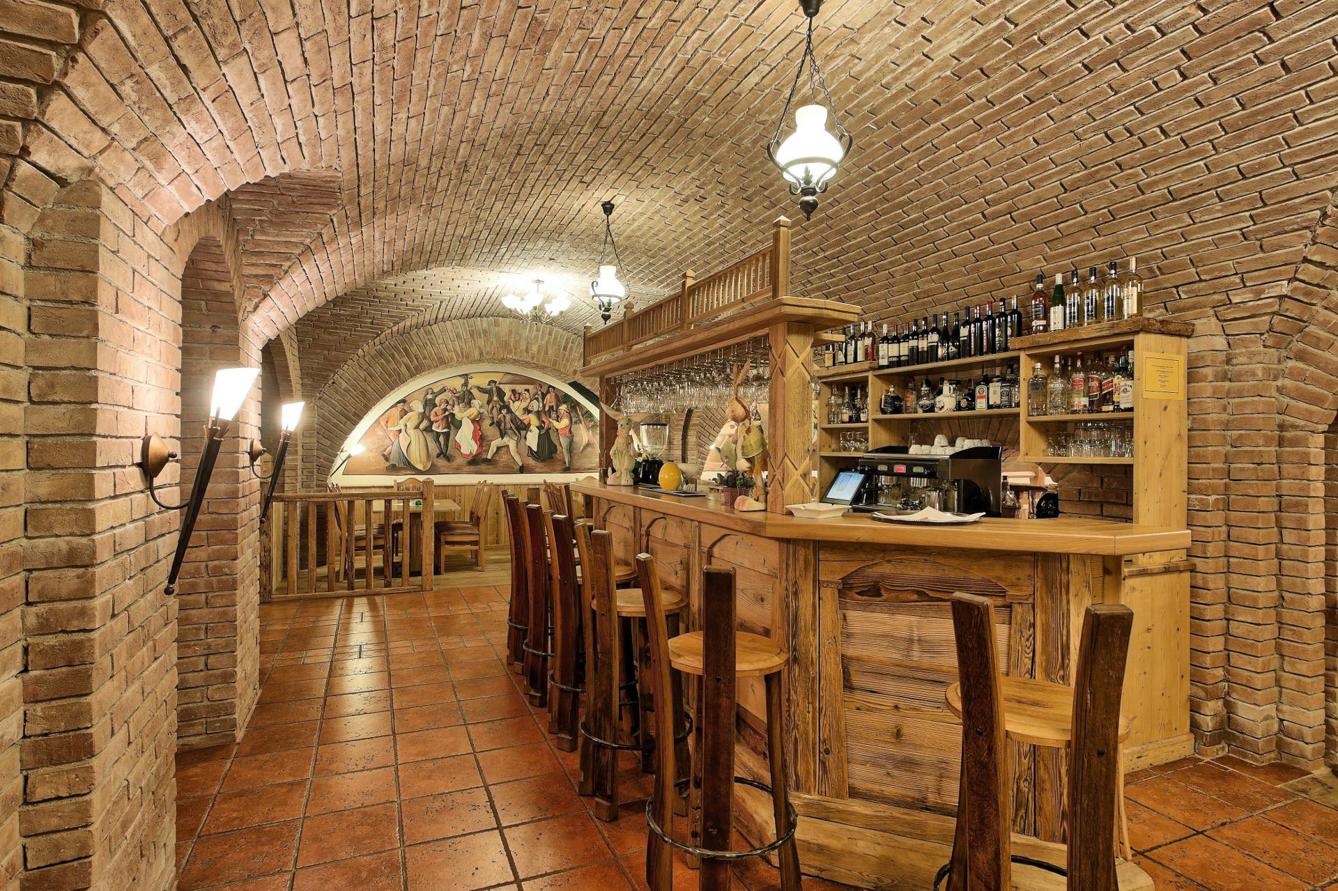 Bar/Salón Mercure Sighisoara Binderbubi - Hotel & Spa