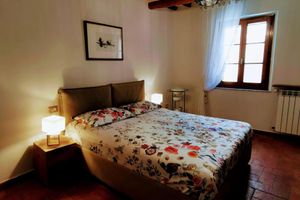 Alquiler Vacacional - Historic 14th-century apartment in the center of Montaione, Tuscan charm.