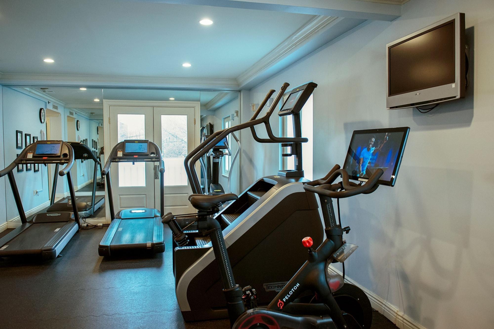 Gimnasio Delamar Greenwich Harbor