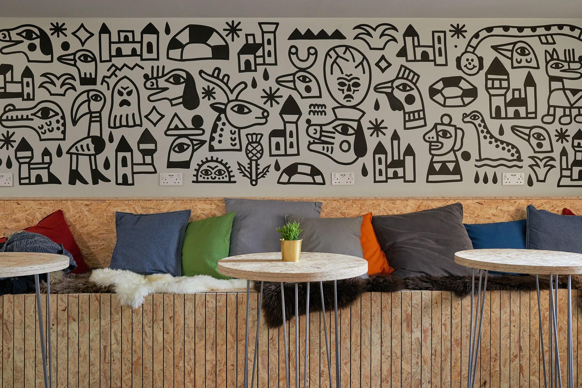 Varios Haystack Hostel