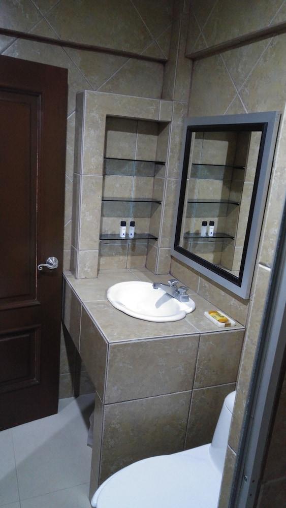 Equipamiento de Habitación hotel toledo