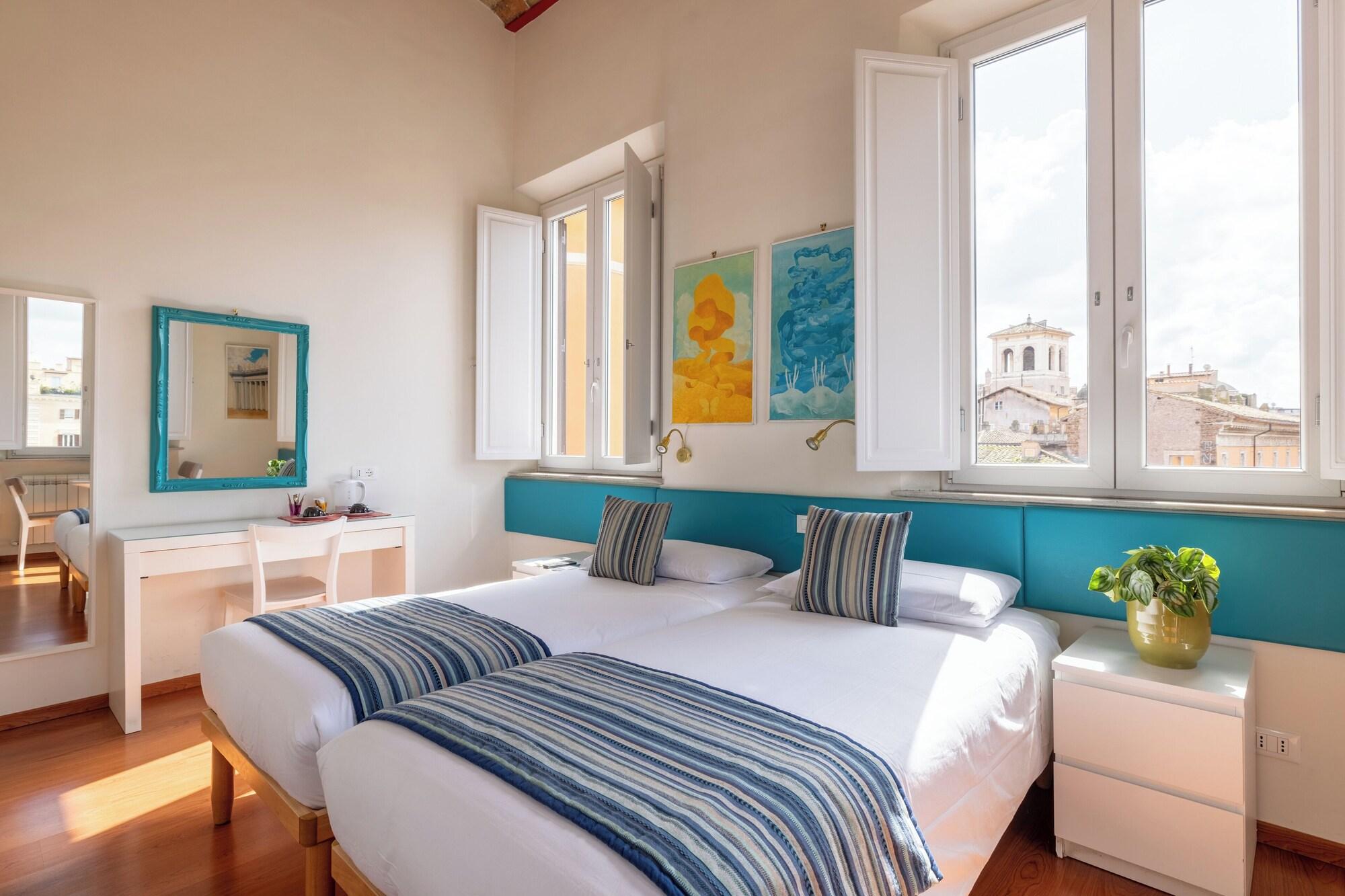Varios Superior Relais Temple View