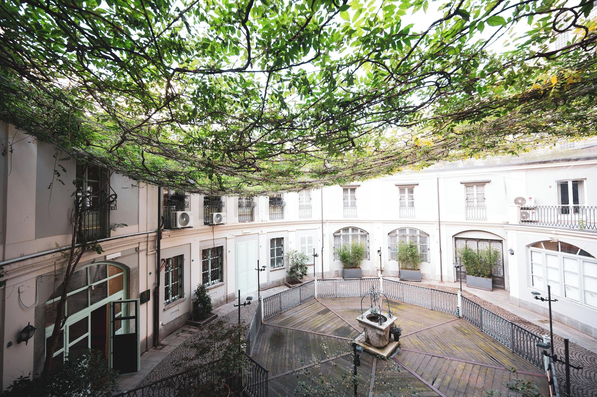 Vista Exterior Carlo Felice Boutique Hotel