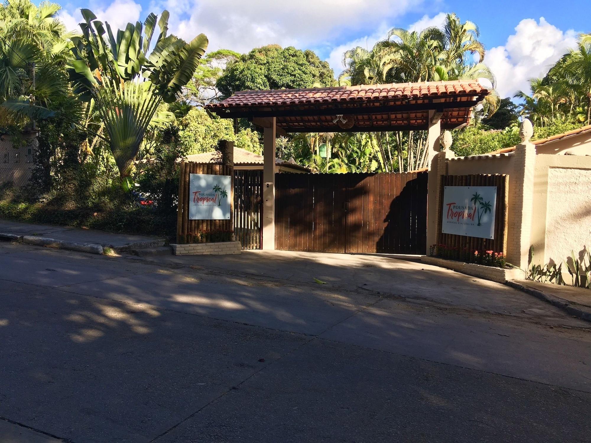 Vista Exterior Pousada Tropical Arraial