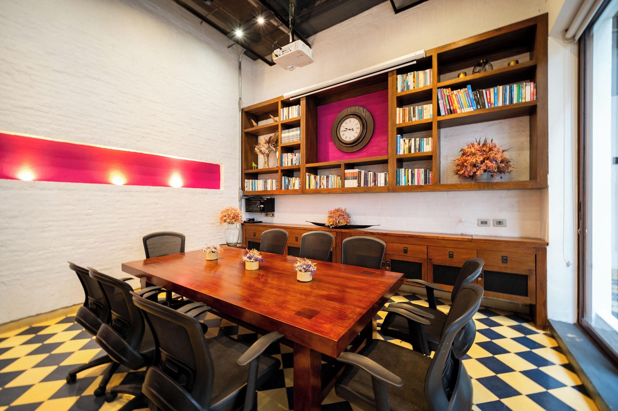 Sala de Reuniones Sophia Hotel By OxoHotel