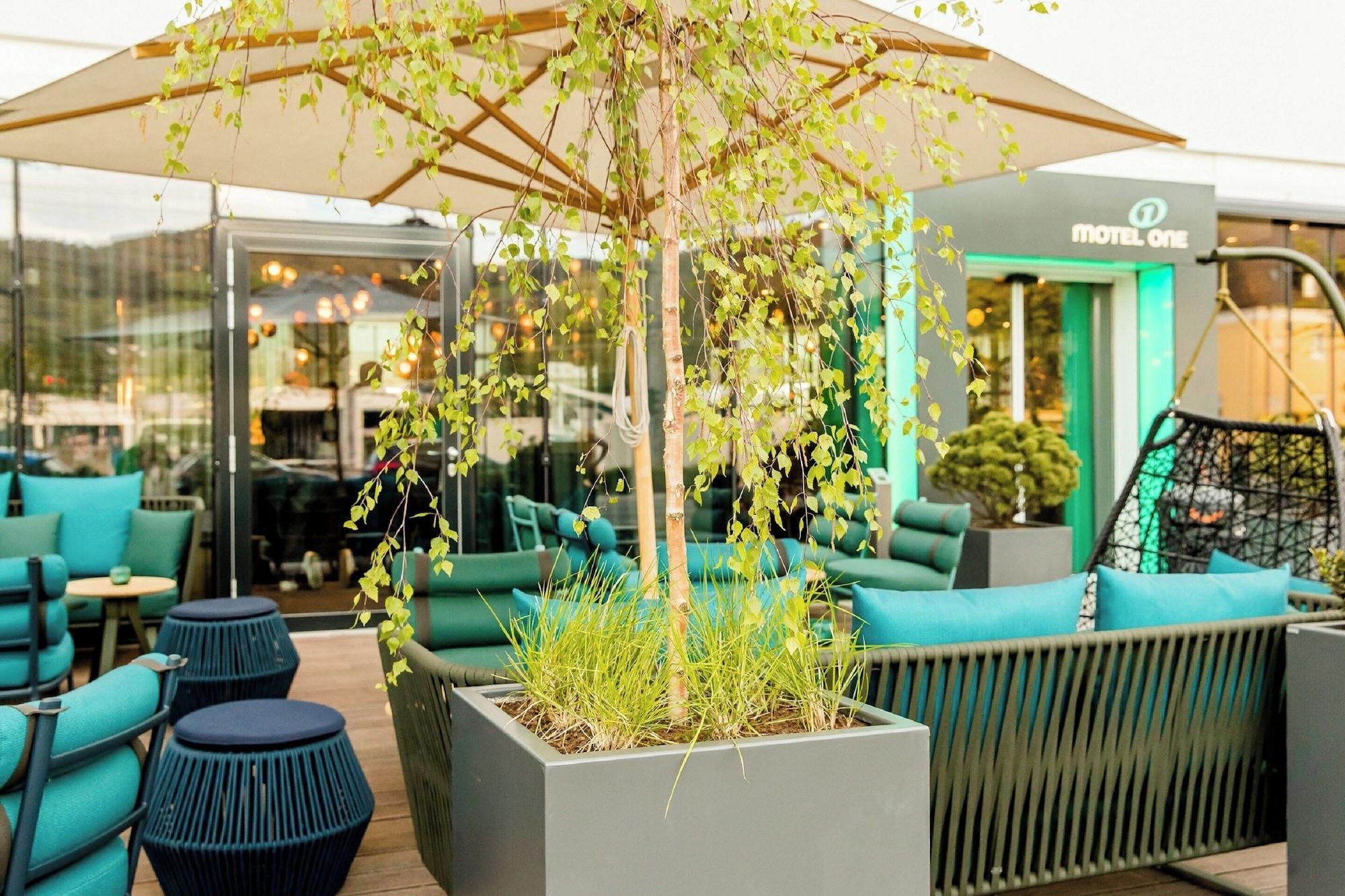 Vista Exterior Motel One Salzburg - Süd
