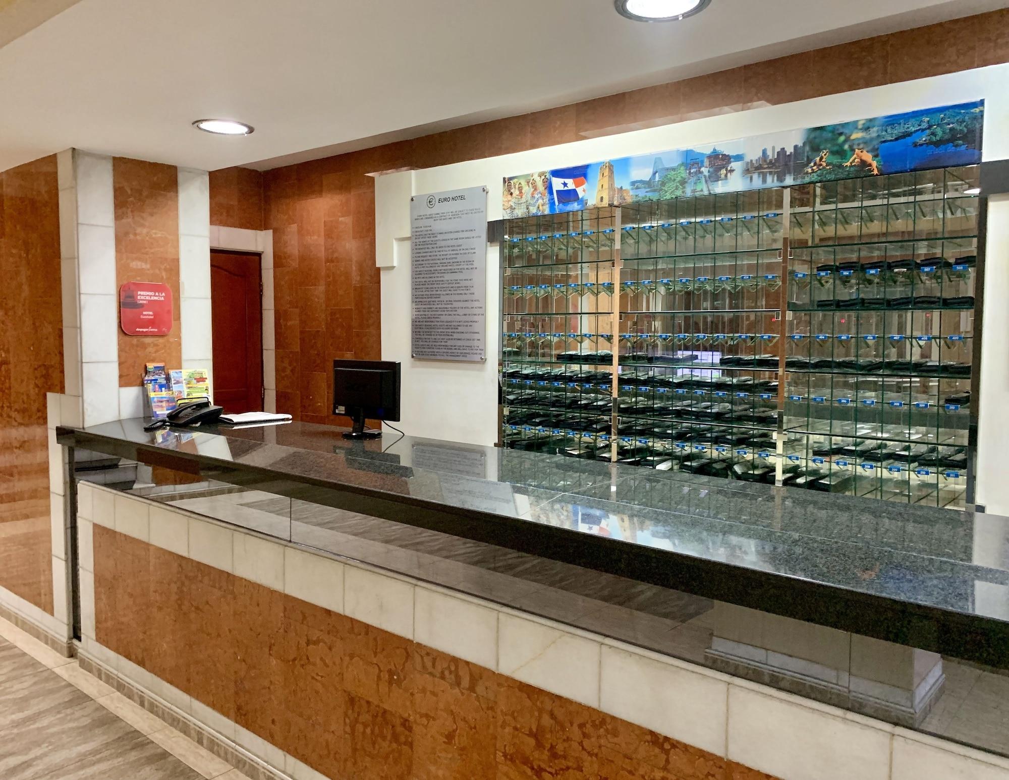 Vista Lobby Euro Hotel