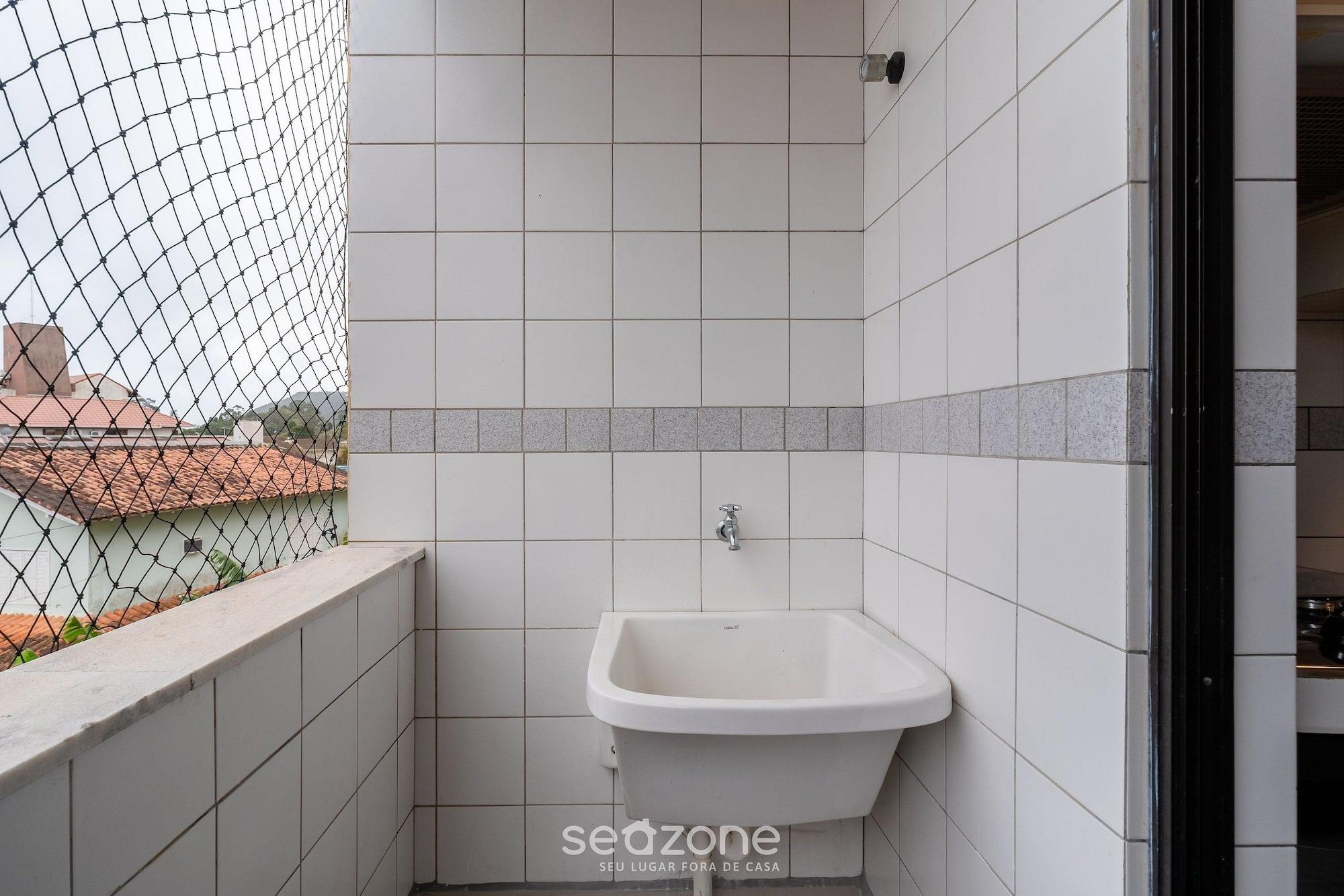 Comodidades del Alojamiento Apt w/ Pool & BBQ 150m from the sea - CND0204