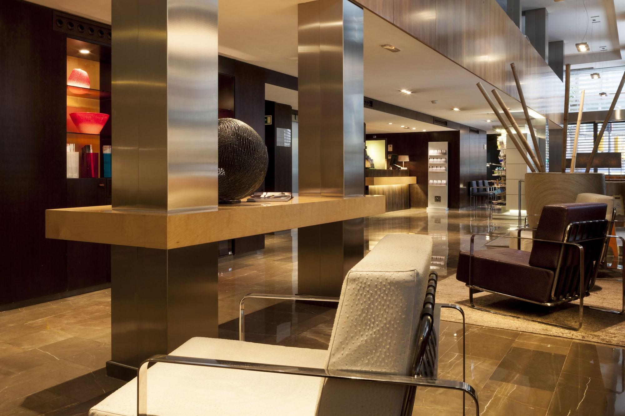 Vista Lobby AC Hotel Irla by Marriott