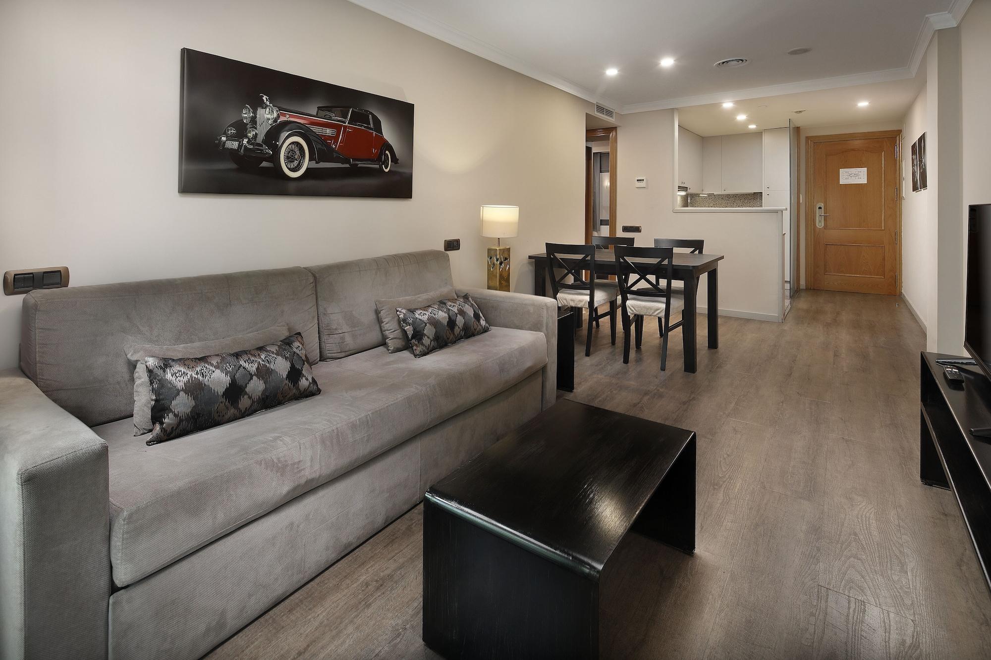 Habitación Aparthotel Hispanos 7 Suiza