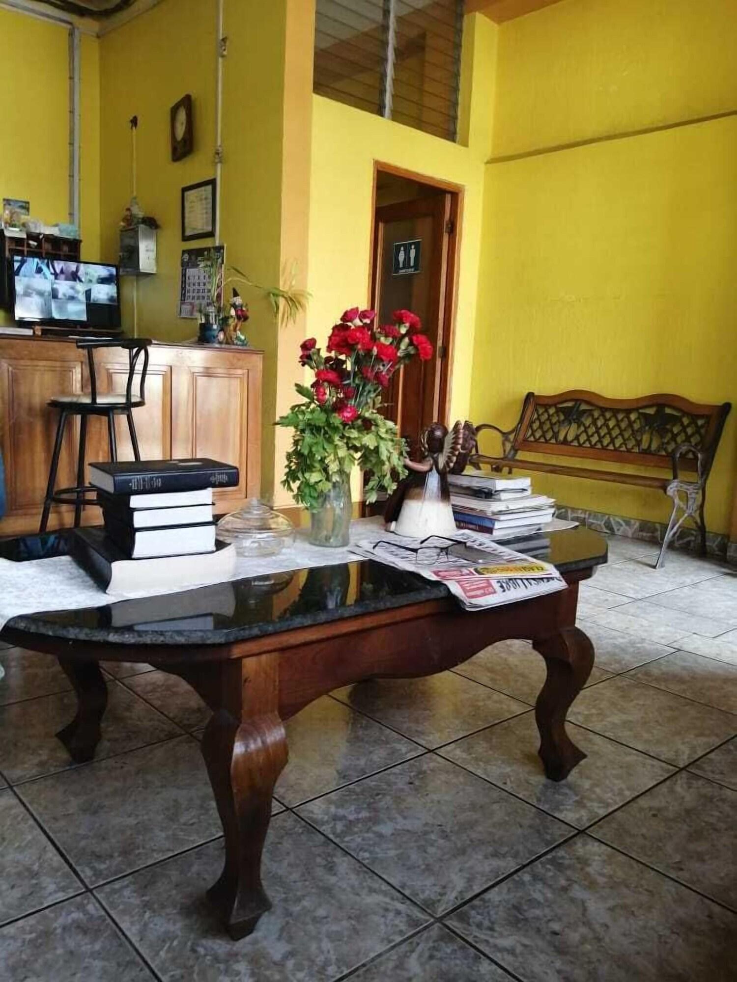 Varios Hotel La Estancia