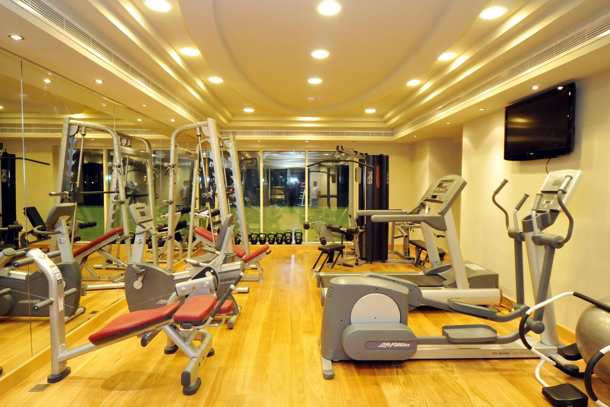 Gimnasio Dunes Hotel Apartments Oud Metha