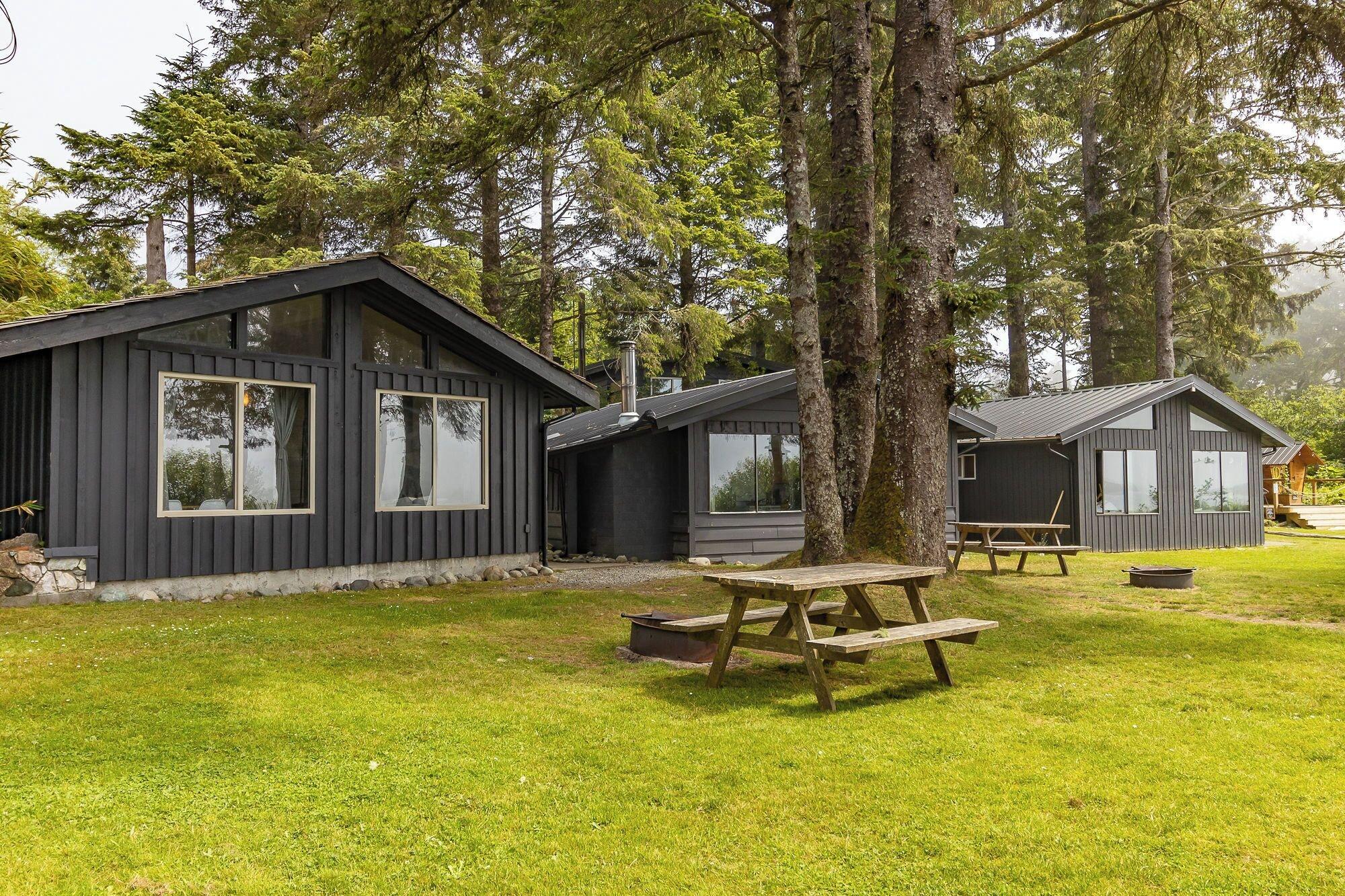Vista Exterior Mackenzie Beach Resort