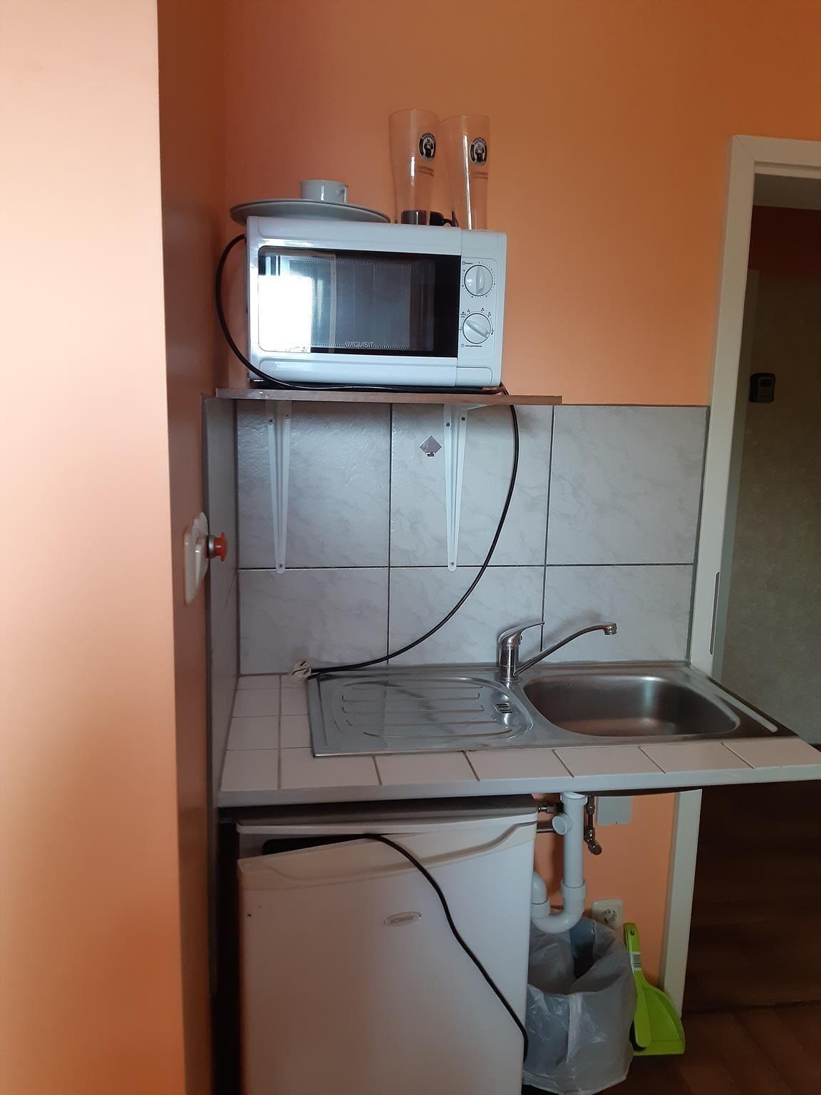 Equipamiento de Habitación 2-Rent Group Hostel Rooms&Apartments TUB19A