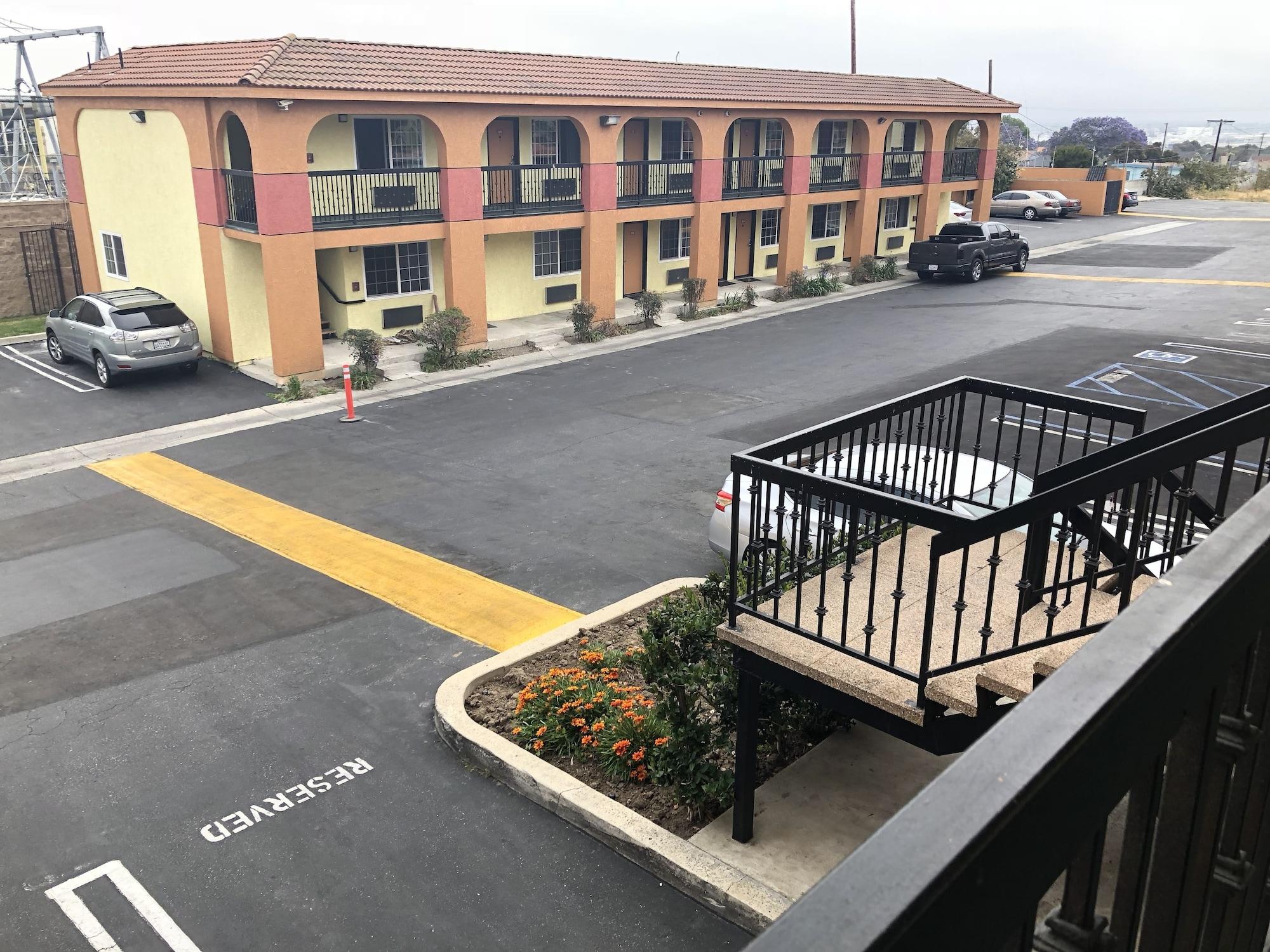 Vista Exterior La Mirage Inn LAX Airport