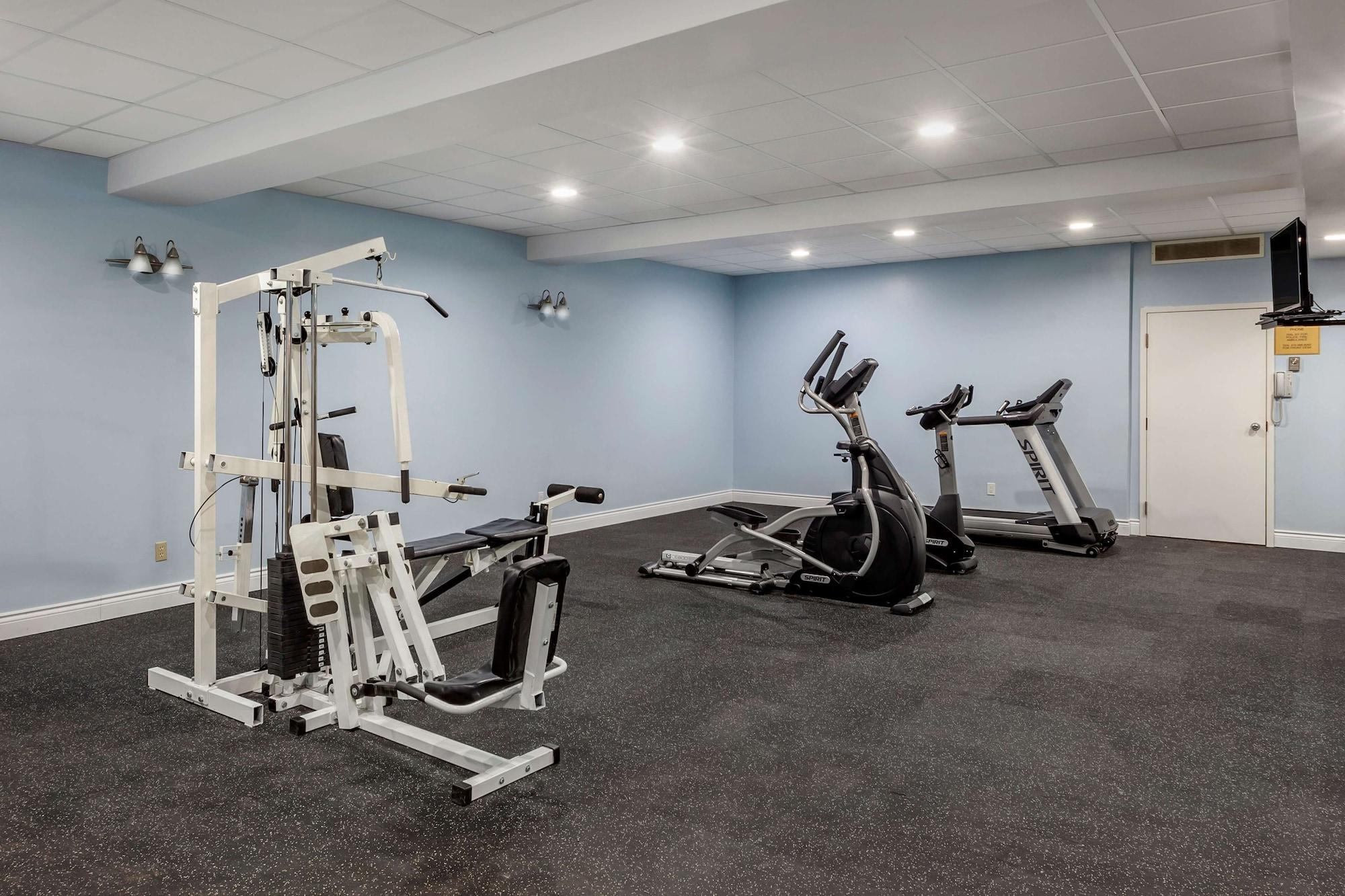 Gimnasio SureStay Plus Hotel by Best Western Kincardine