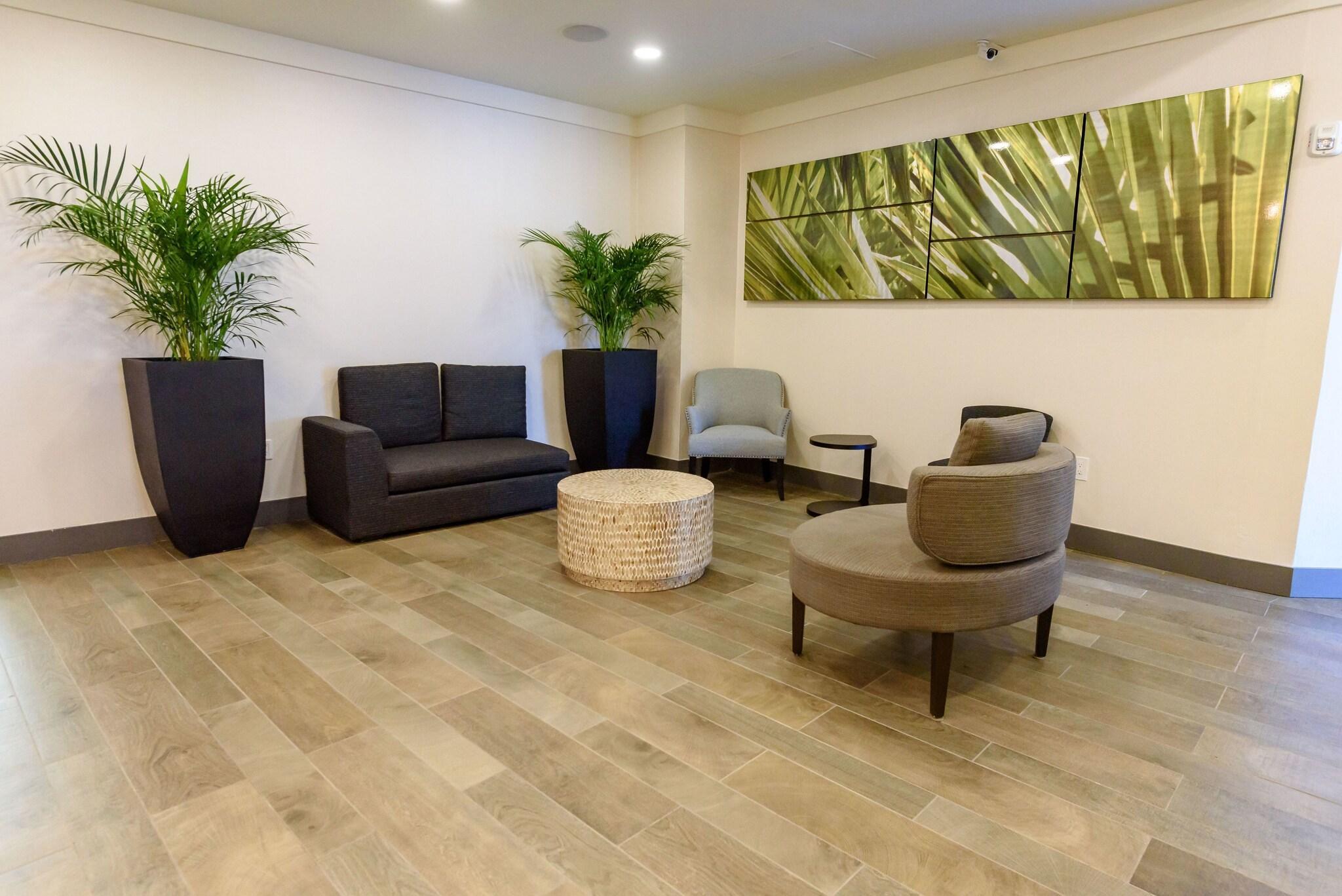 Vista Lobby Polynesian Residences Waikiki Beach