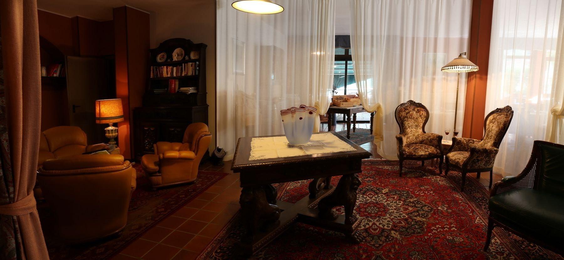 Vista Lobby San Carlo