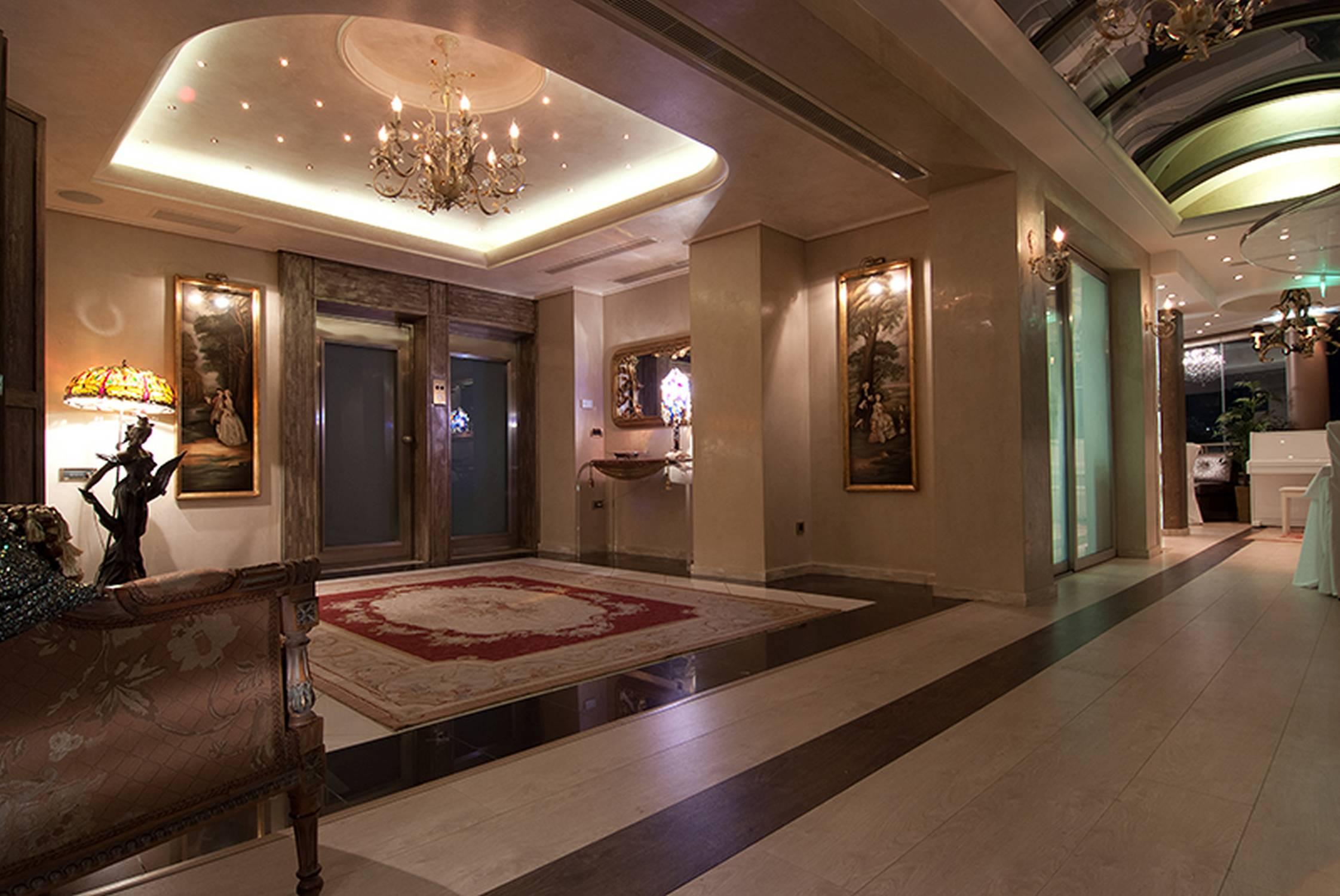 Vista Lobby Athenian Callirhoe Hotel