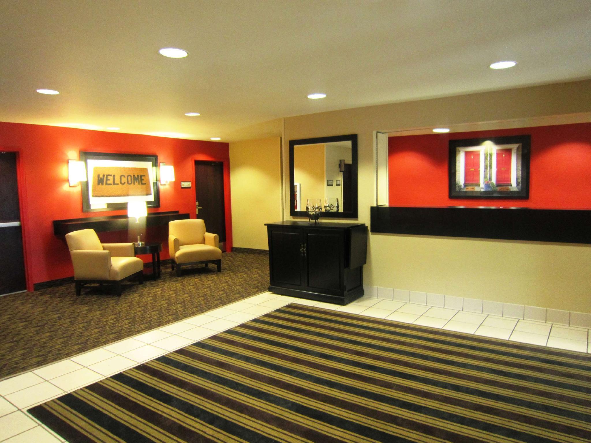 Vista Lobby Extended Stay America Suites New Orleans Metairie
