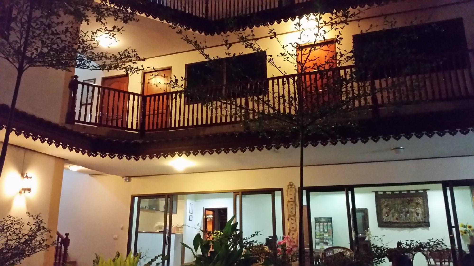 Varios Villa Oranje